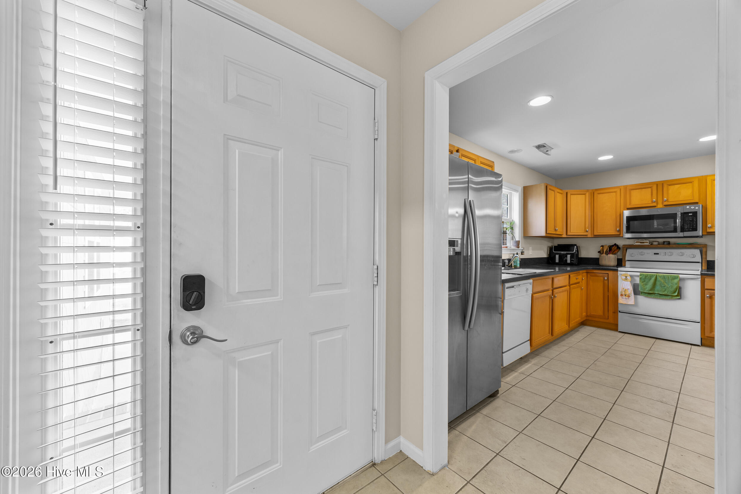 9208 Slice Court Property Photo 7