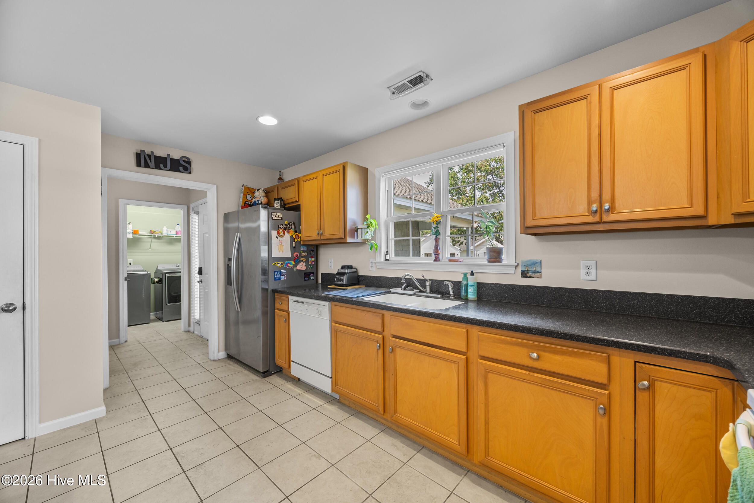 9208 Slice Court Property Photo 13