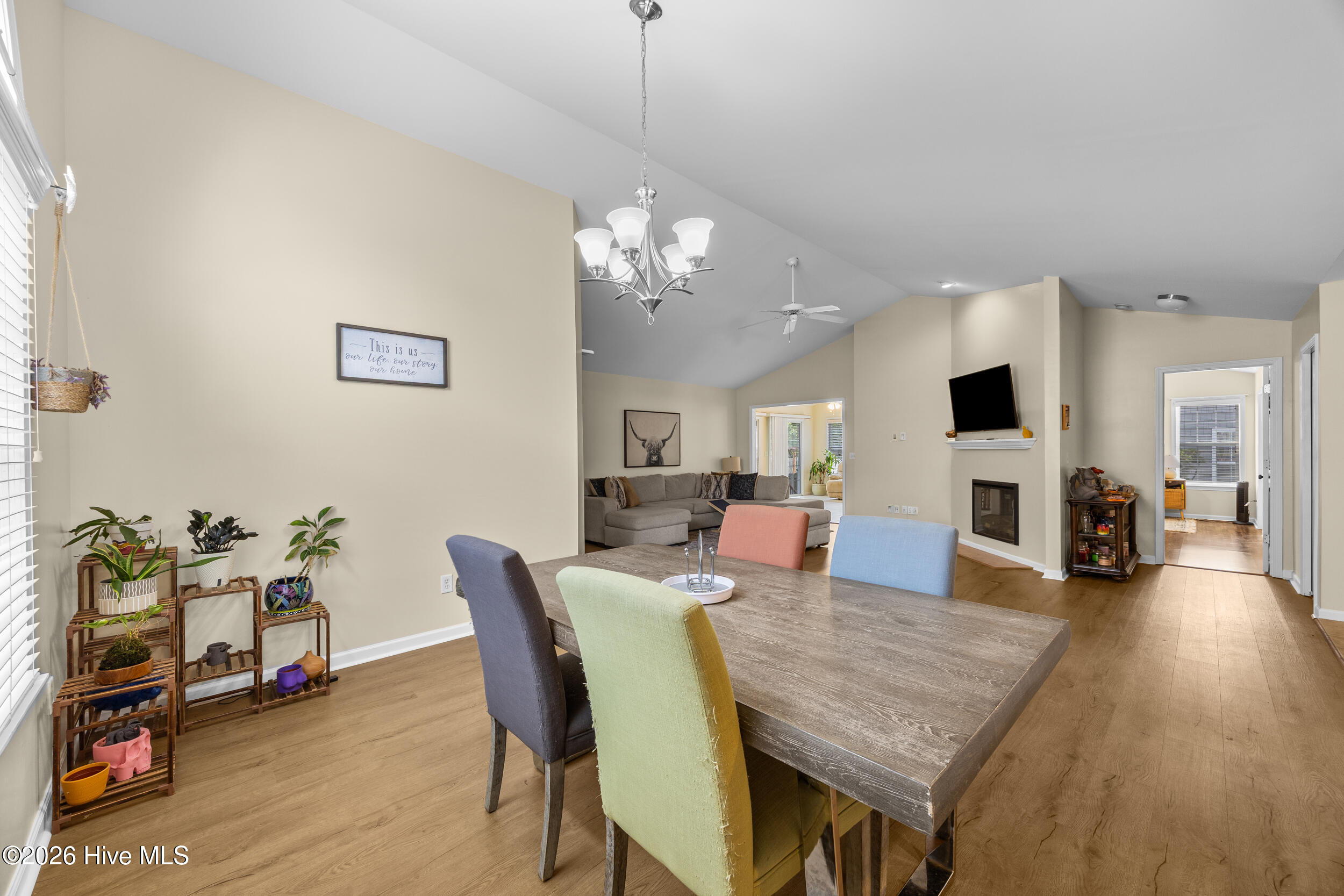 9208 Slice Court Property Photo 15
