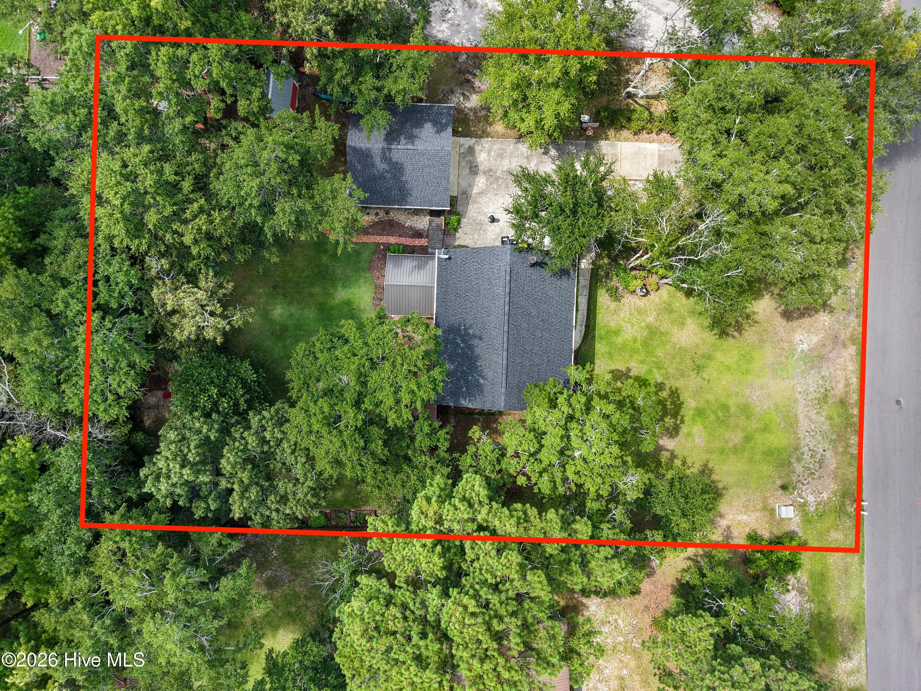 518 Highgreen Drive Property Photo 5