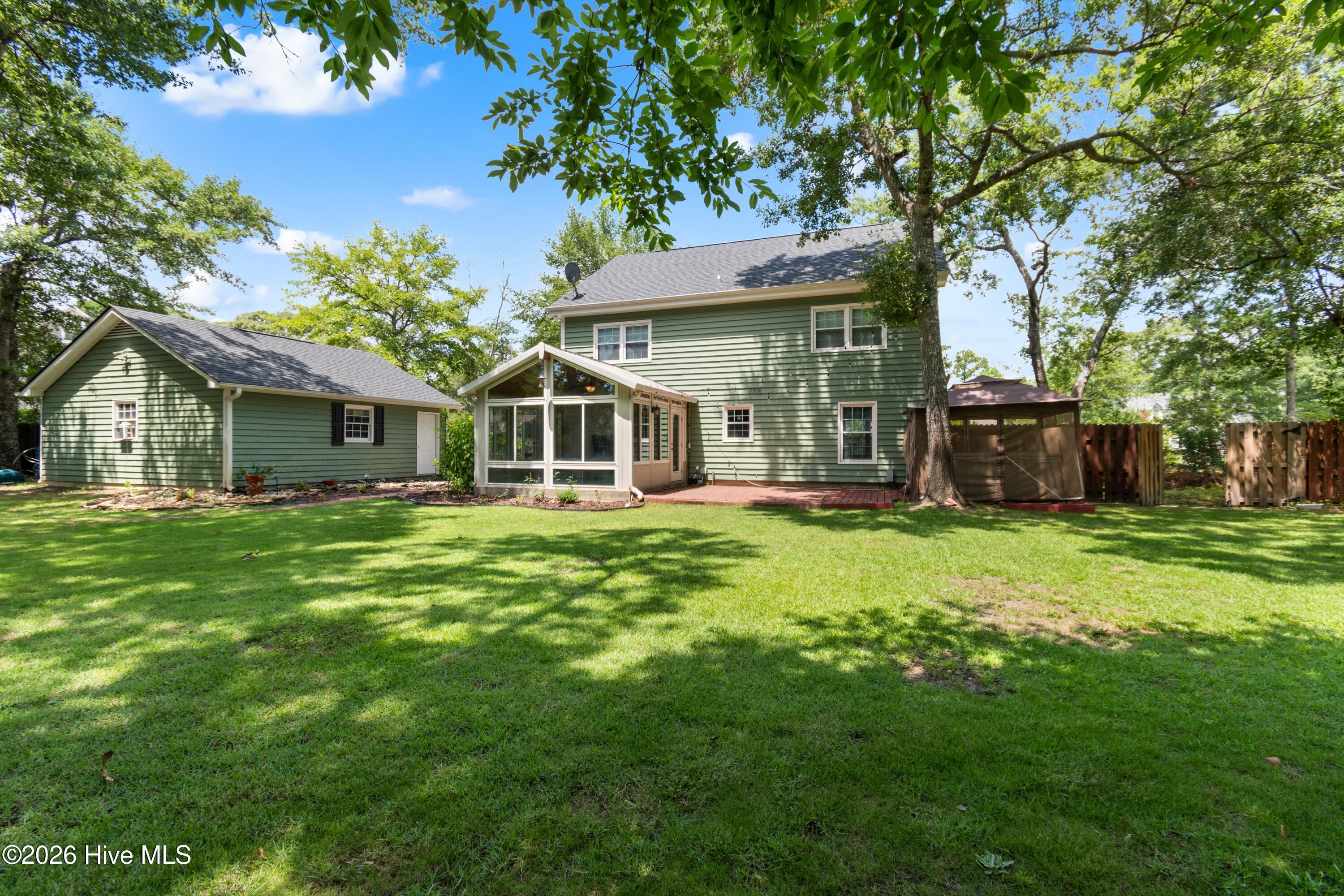 518 Highgreen Drive Property Photo 10