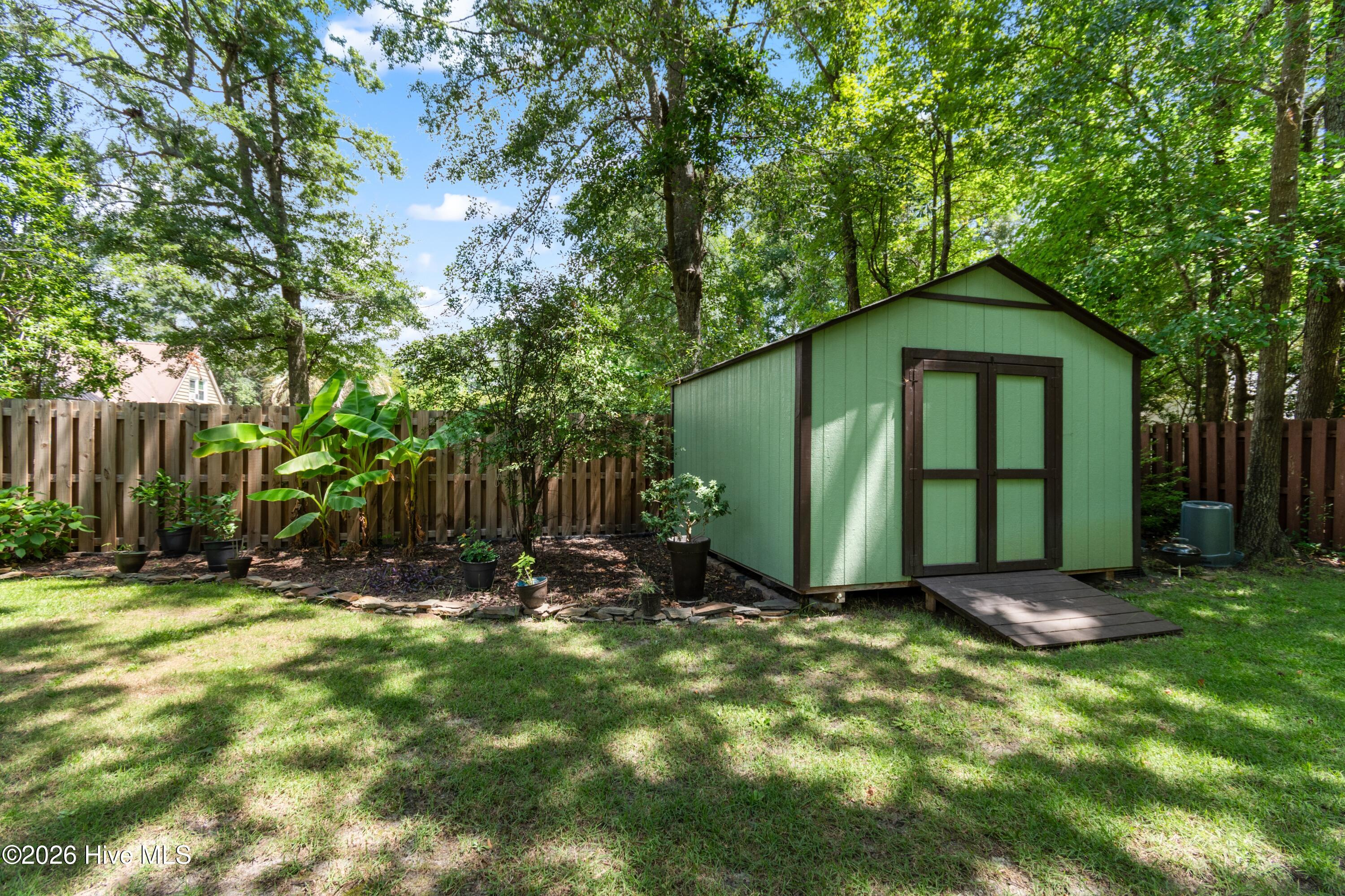 518 Highgreen Drive Property Photo 12