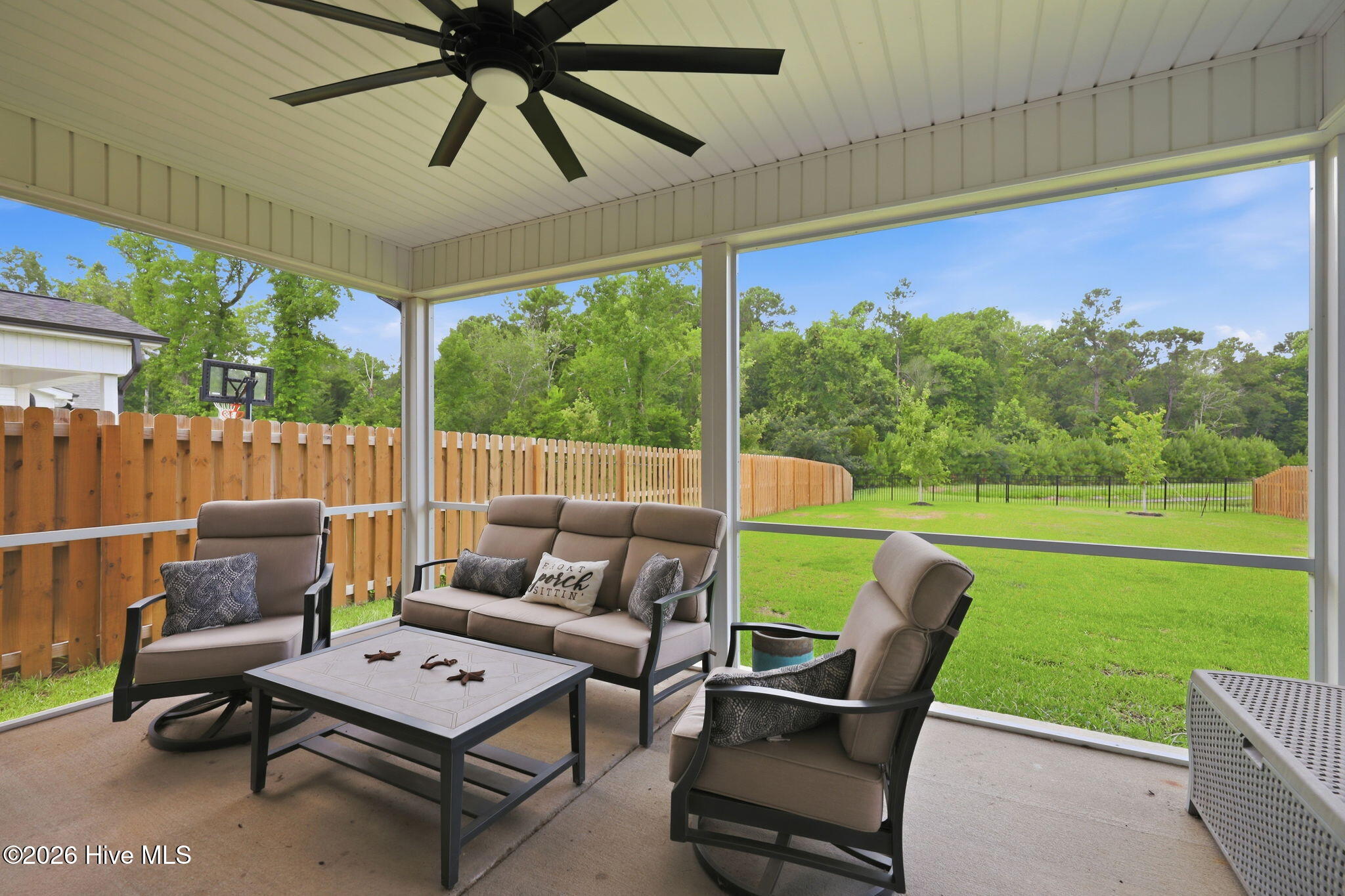 109 S Wild Indigo Place Property Photo 19