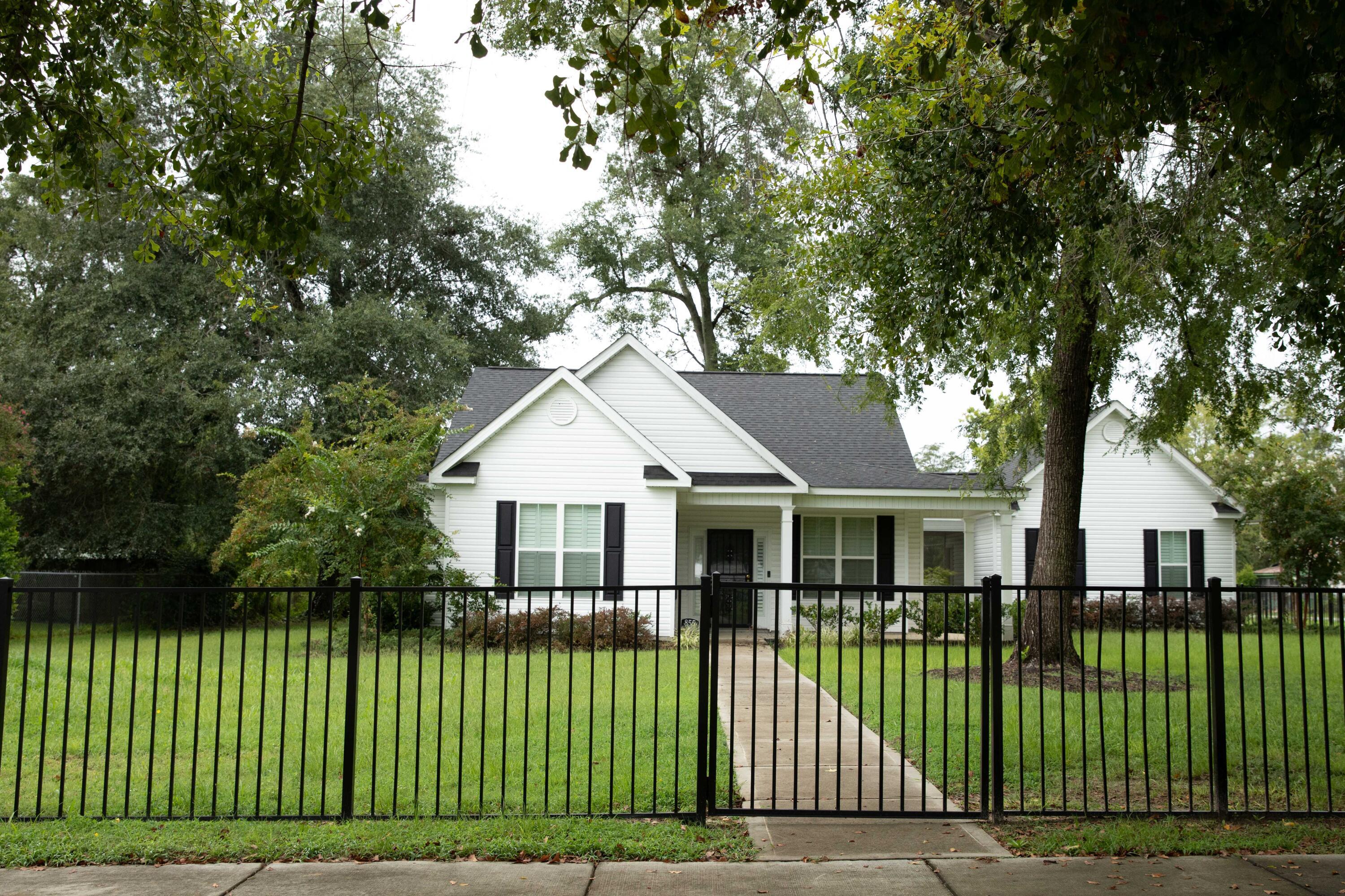 855 Academy Avenue Property Photo 10