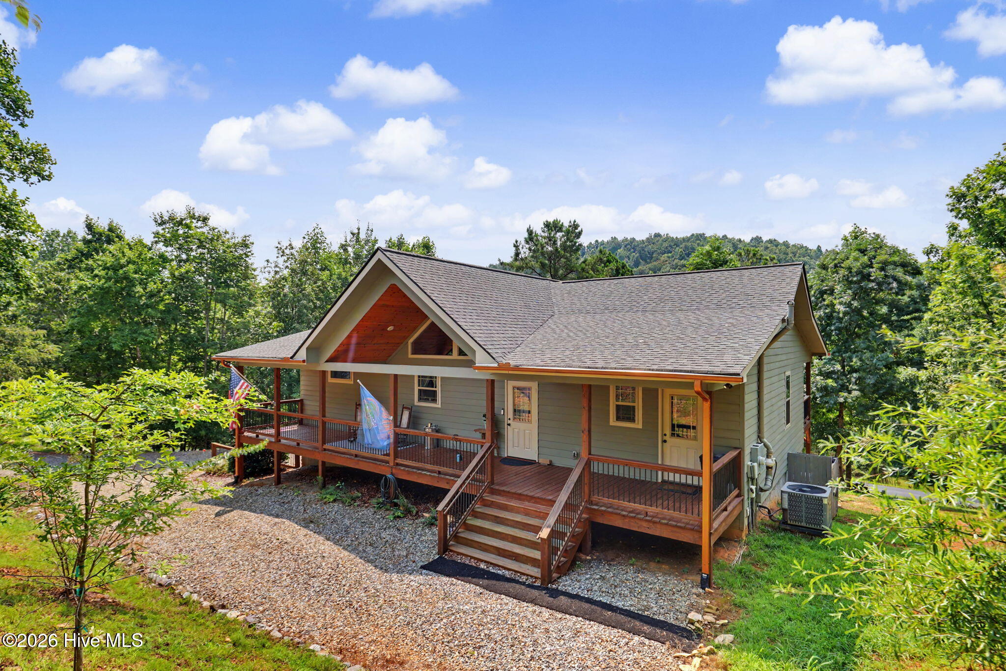 539 Summer Cove Road Property Photo 2