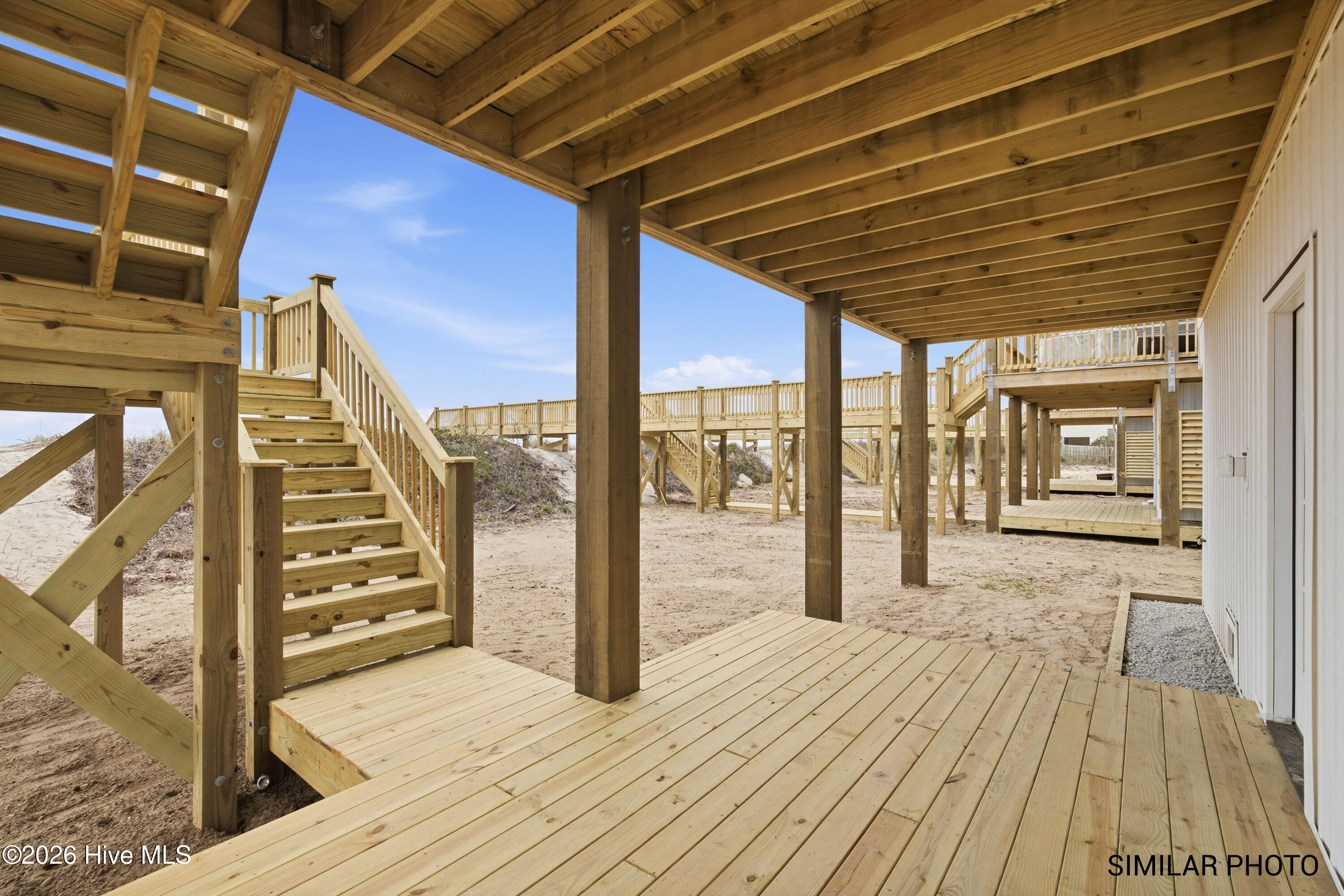 736 Dune Ridge Court Property Photo 17