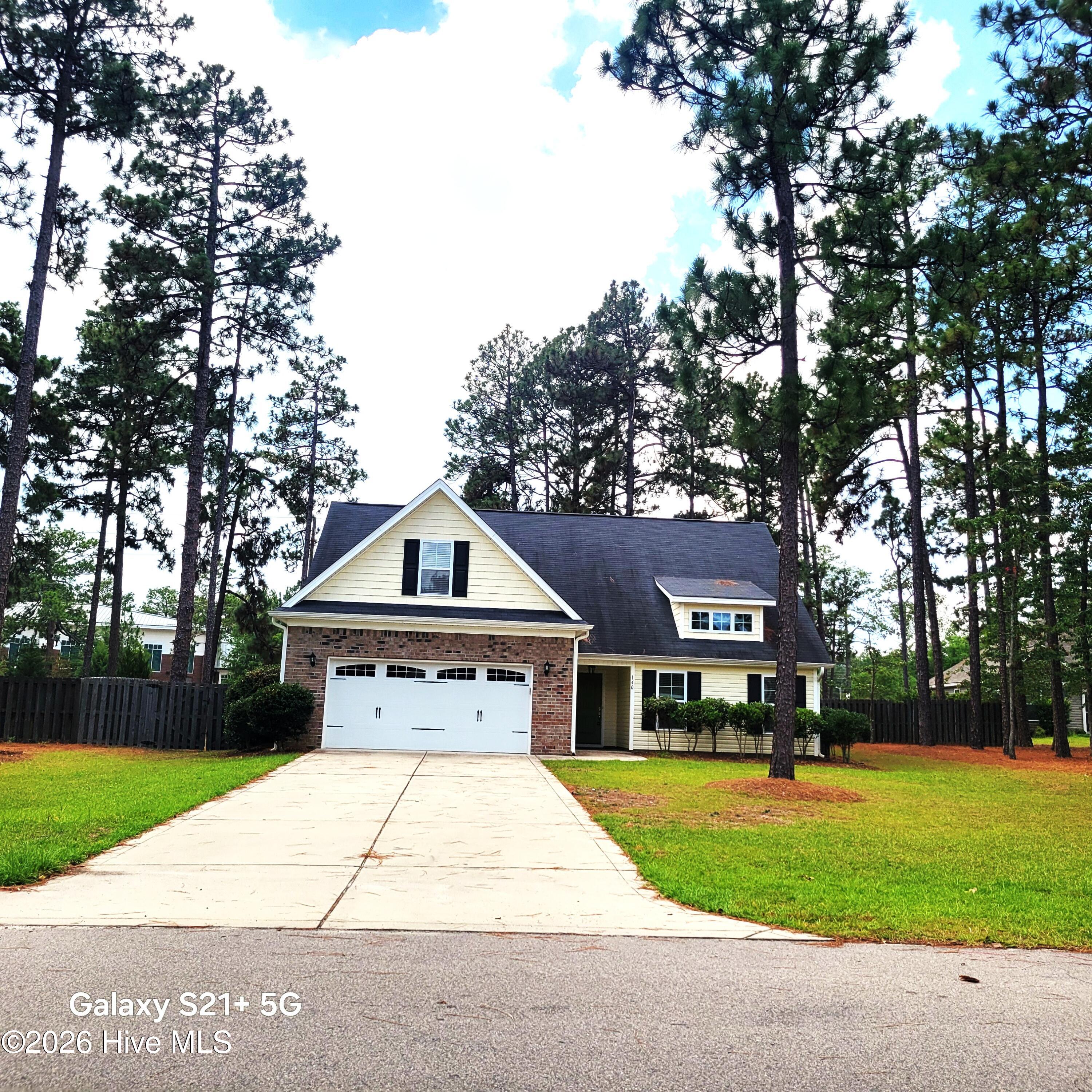 140 Wheeling Drive Property Photo 3