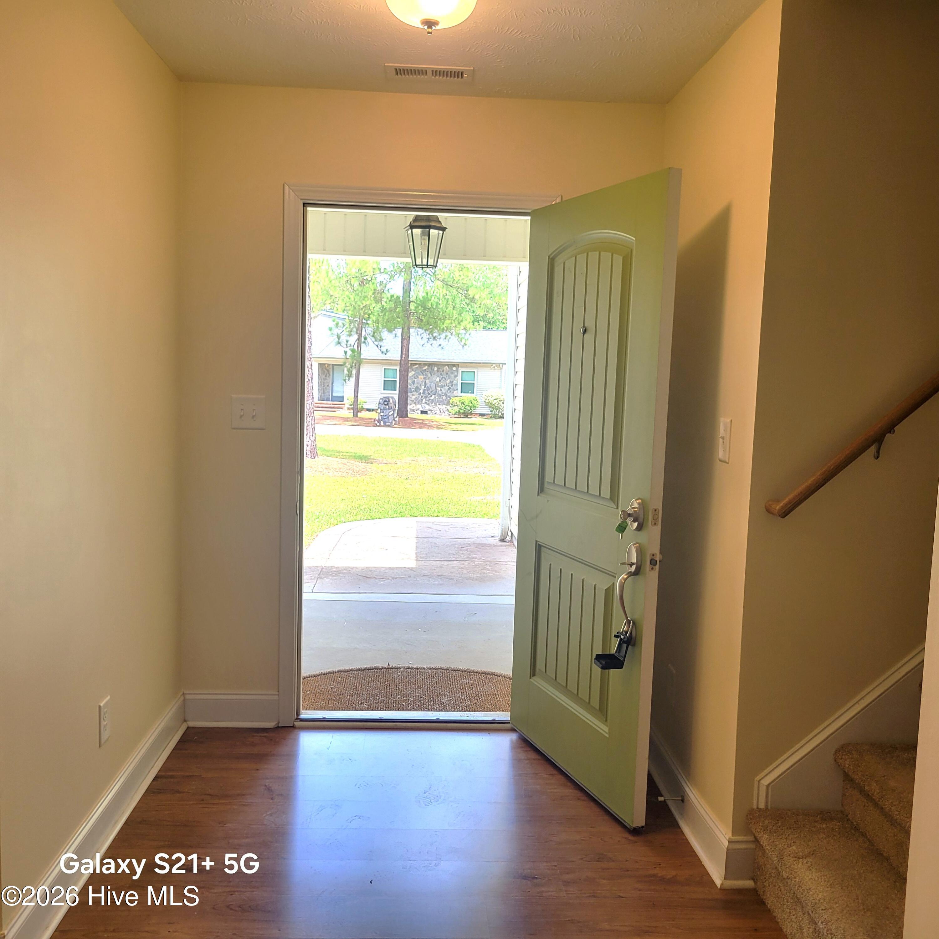 140 Wheeling Drive Property Photo 4