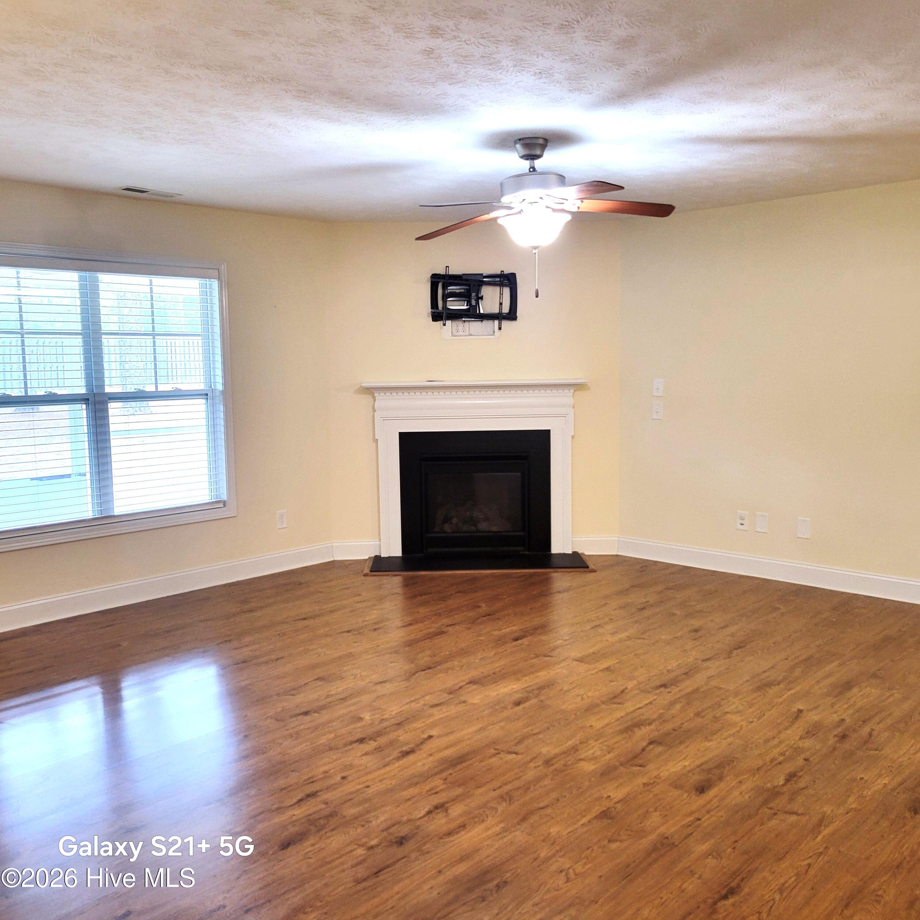 140 Wheeling Drive Property Photo 6