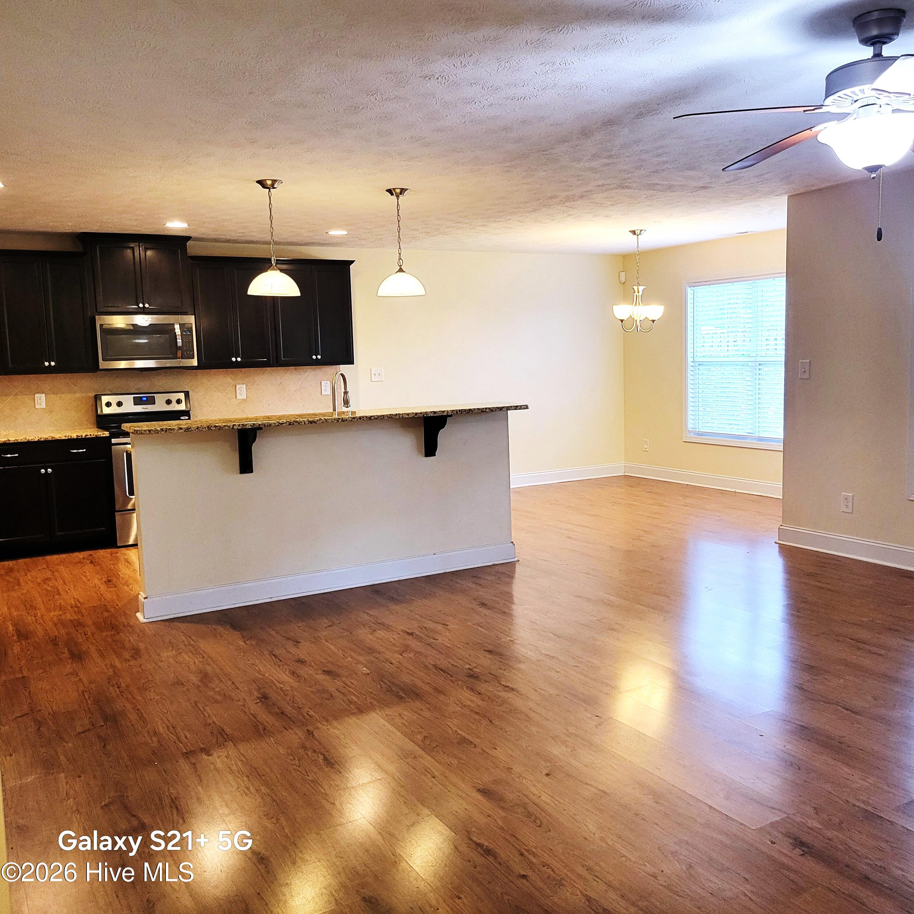 140 Wheeling Drive Property Photo 9