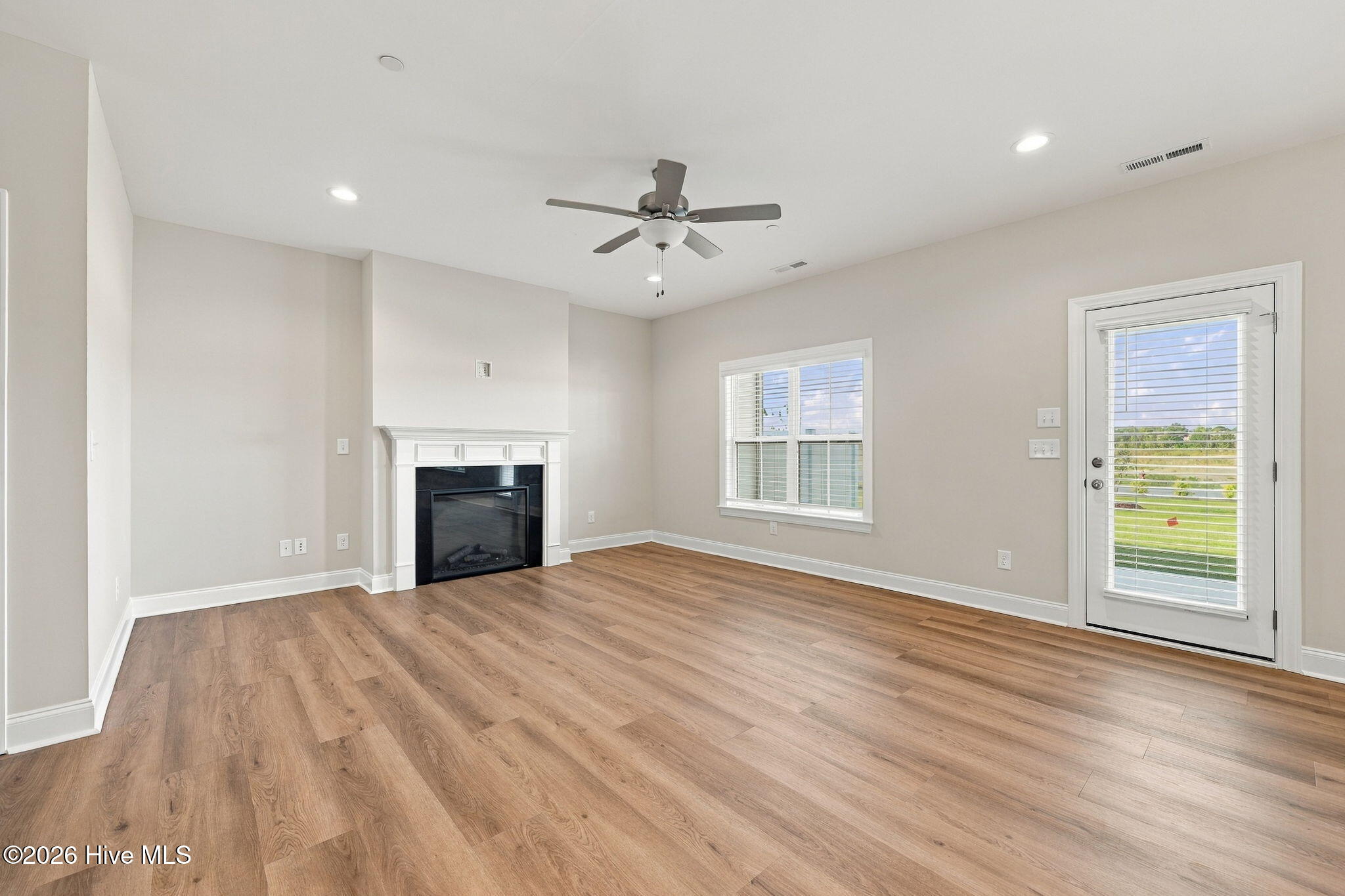 304 Colmar Way C Property Photo 4