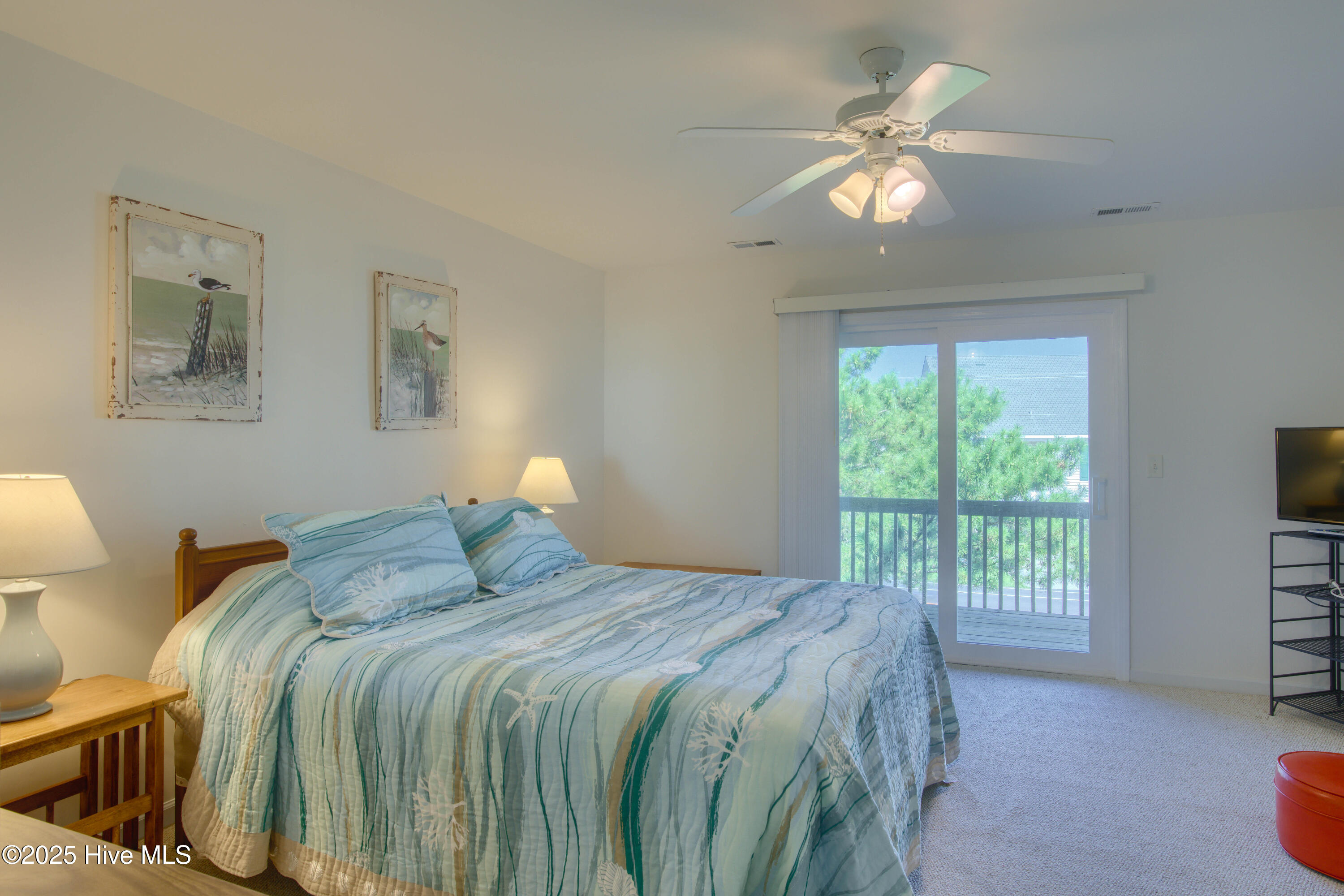 228 Lazy Day Drive Property Photo 4