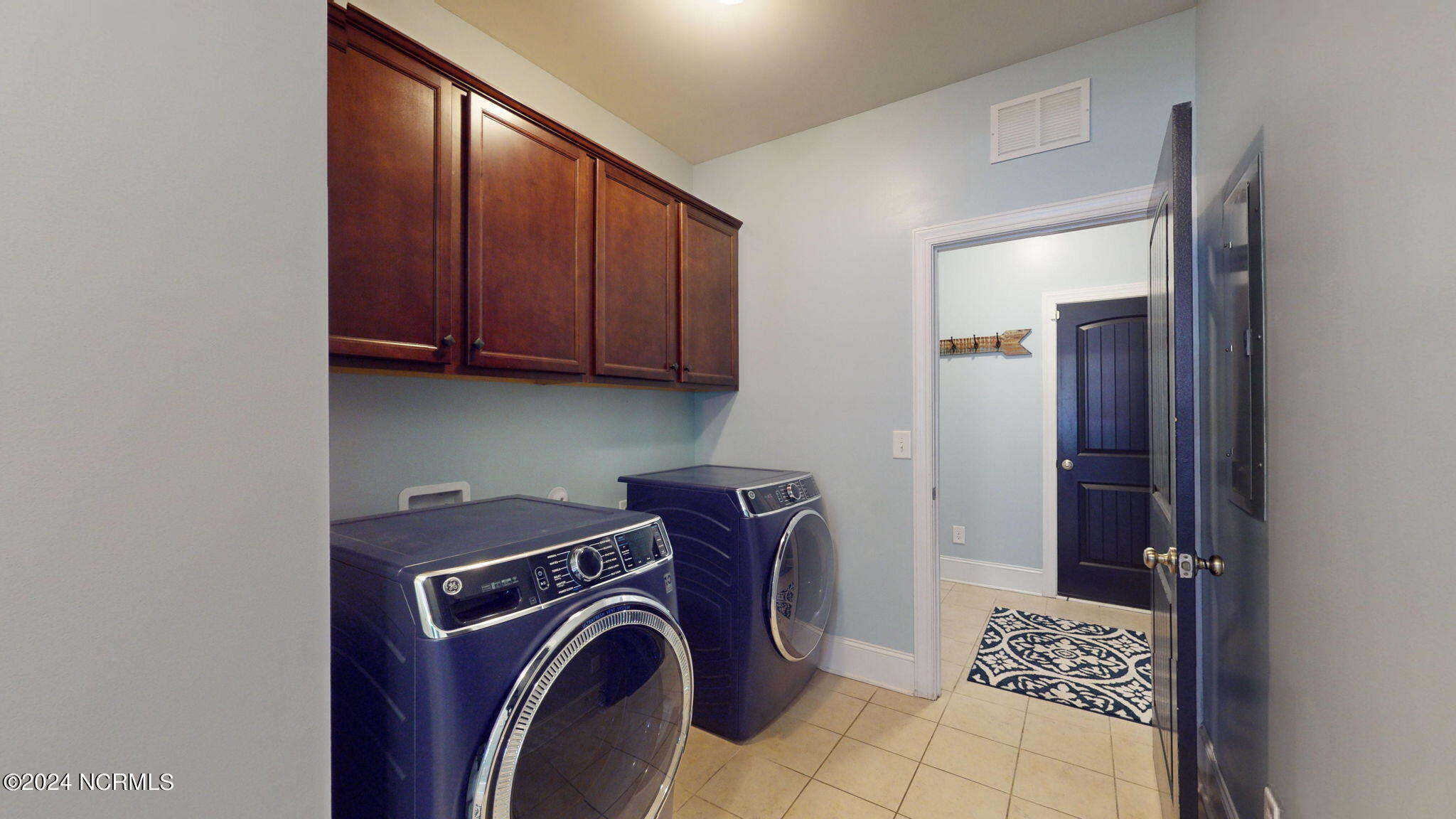 107 Bogue Harbor Court Property Photo 19