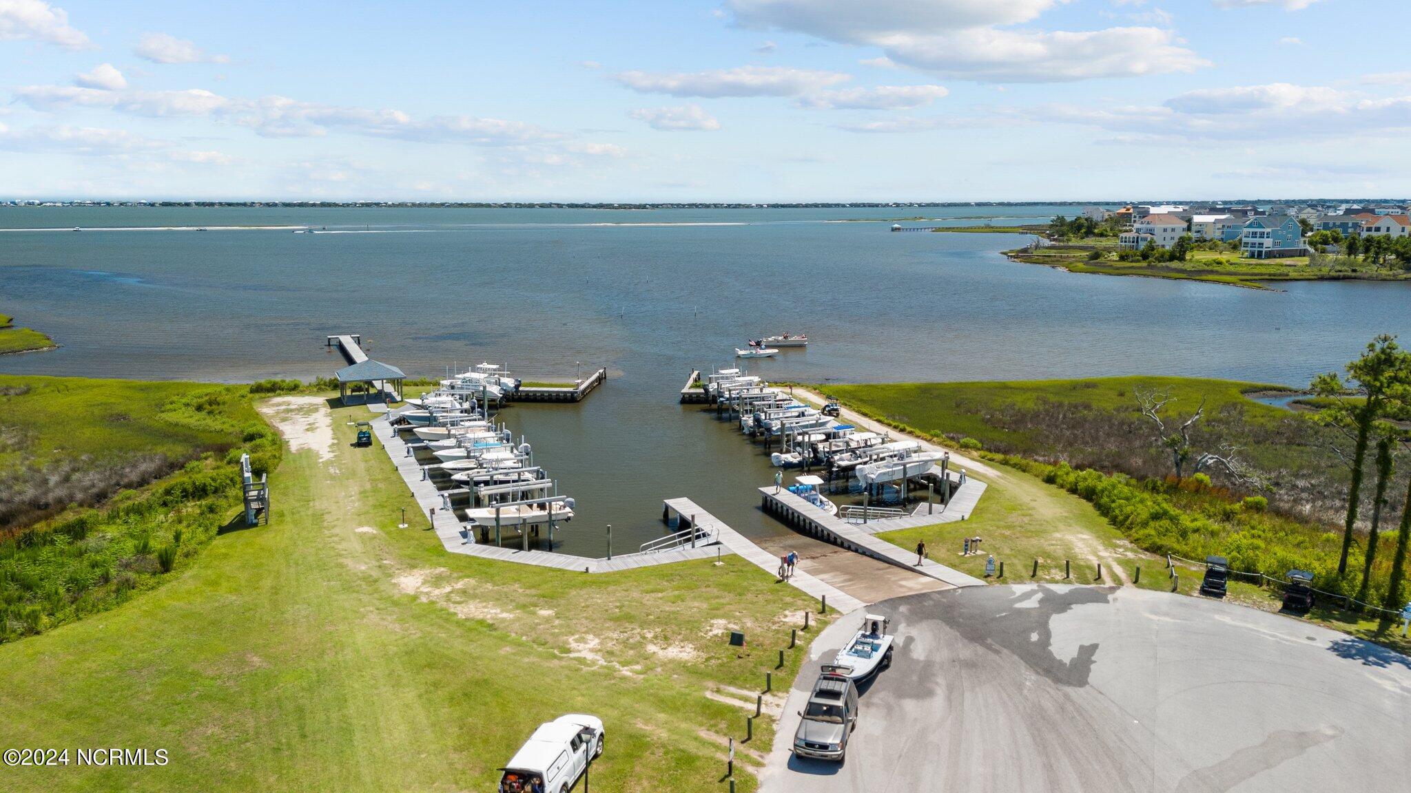 107 Bogue Harbor Court Property Photo 46