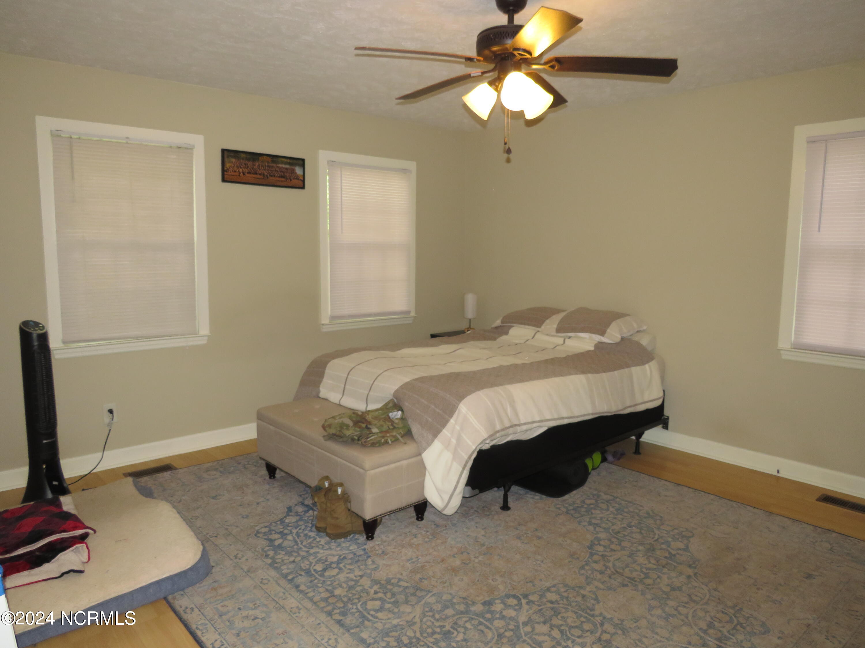 16 Cameron Lane Property Photo 20