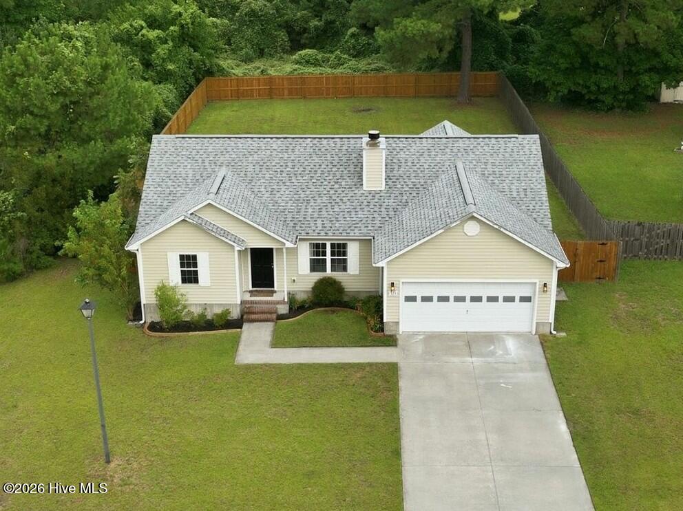 123 Lawndale Lane Property Photo 1