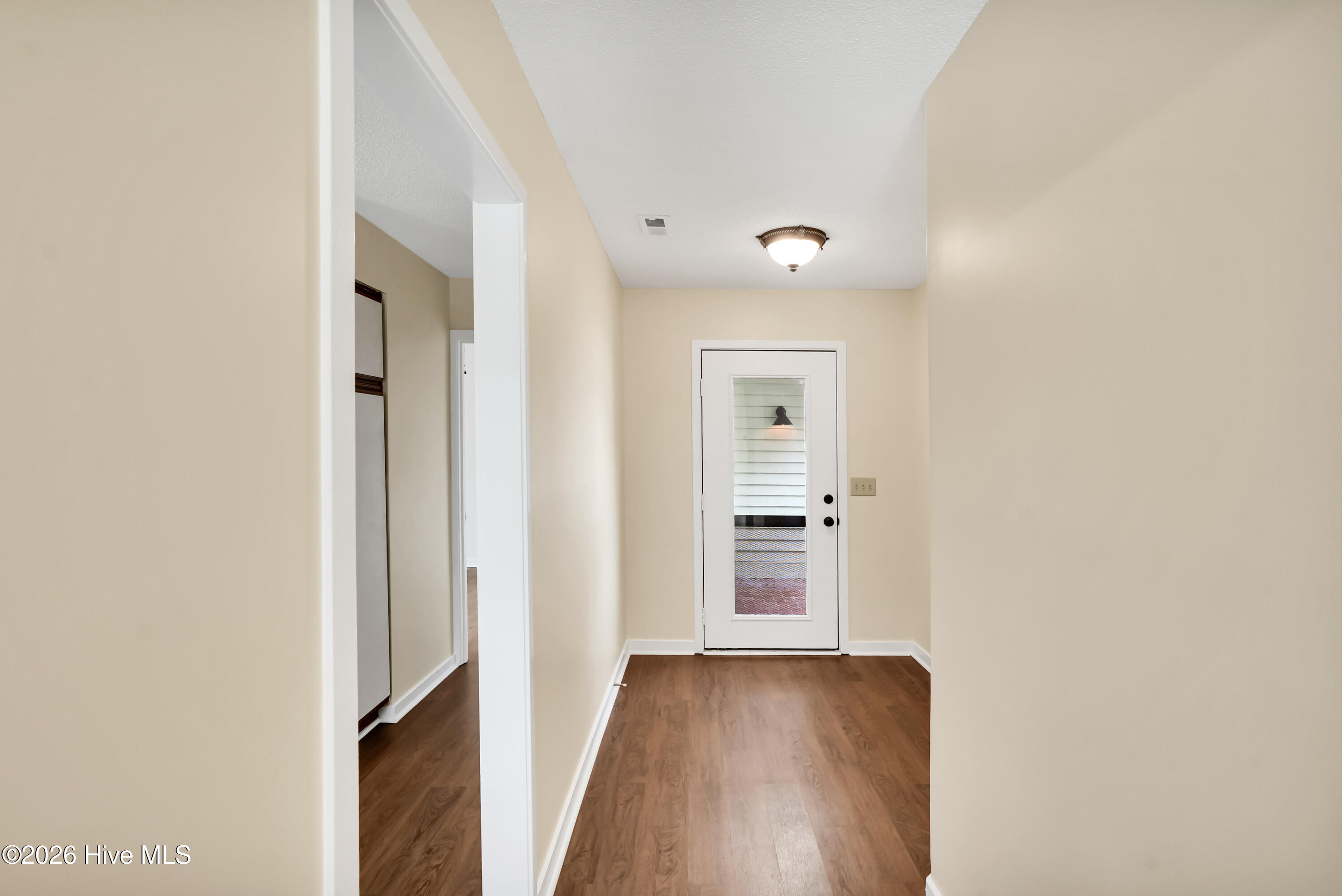 221 Inland Greens Circle Property Photo 8