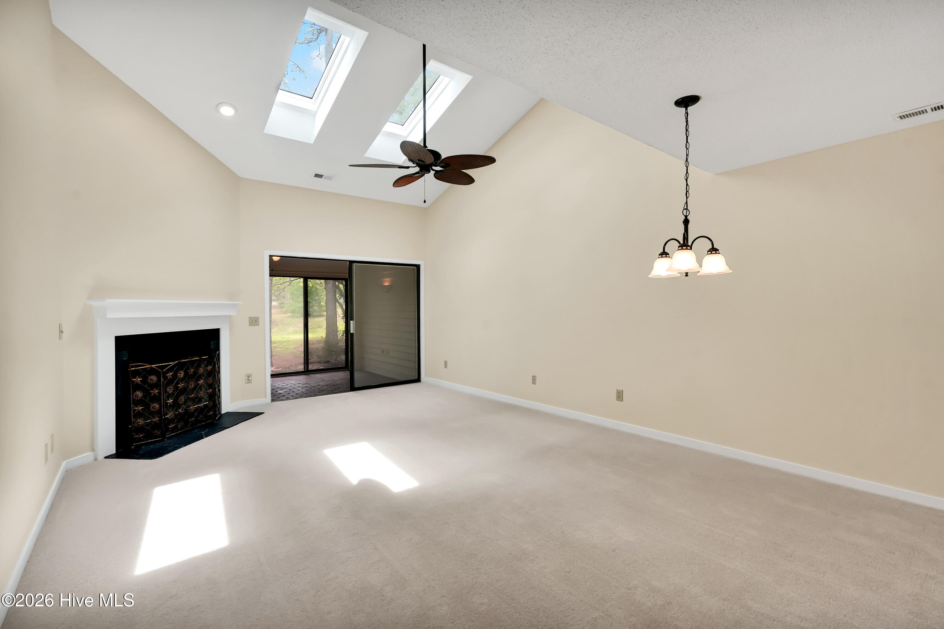 221 Inland Greens Circle Property Photo 13