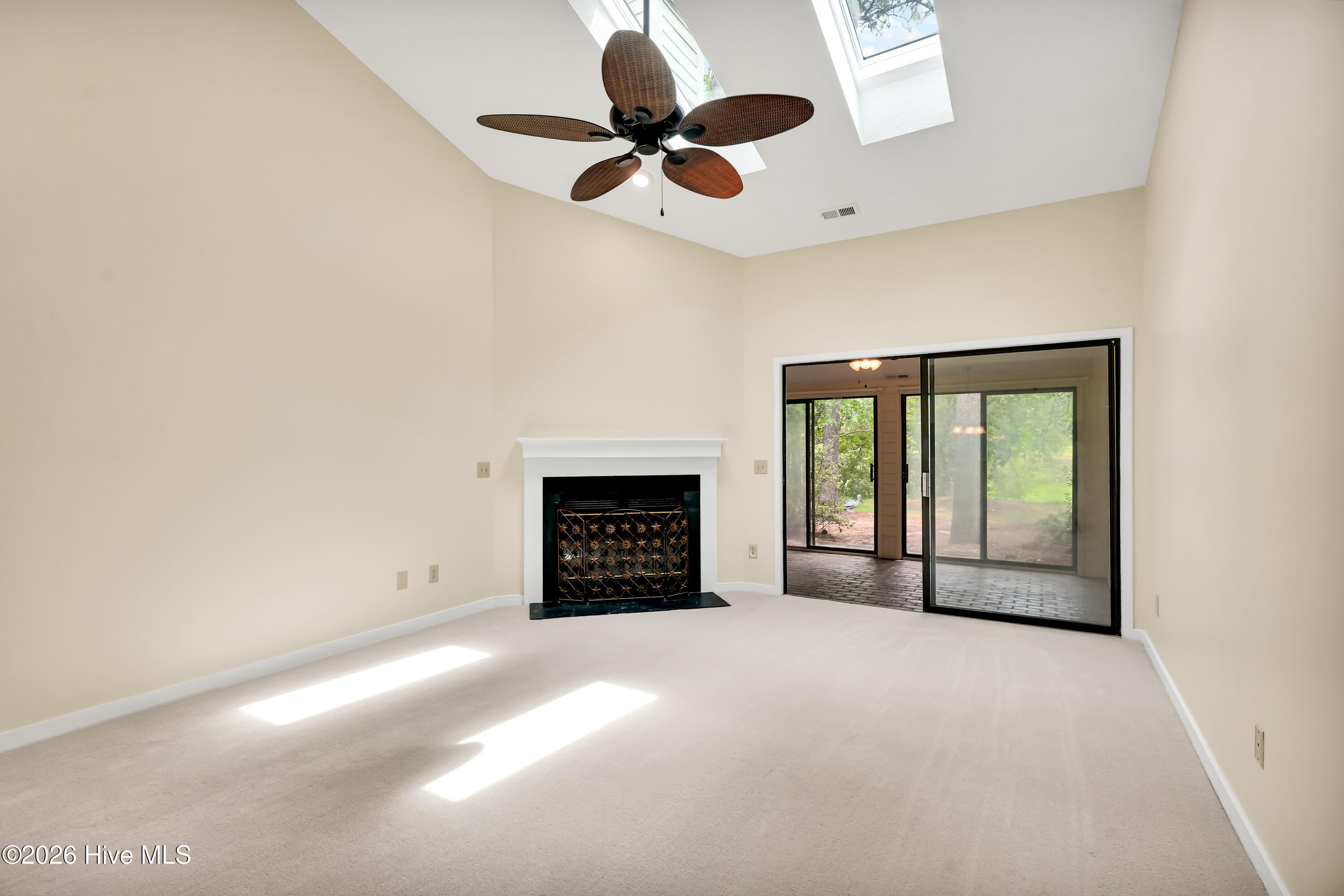 221 Inland Greens Circle Property Photo 16
