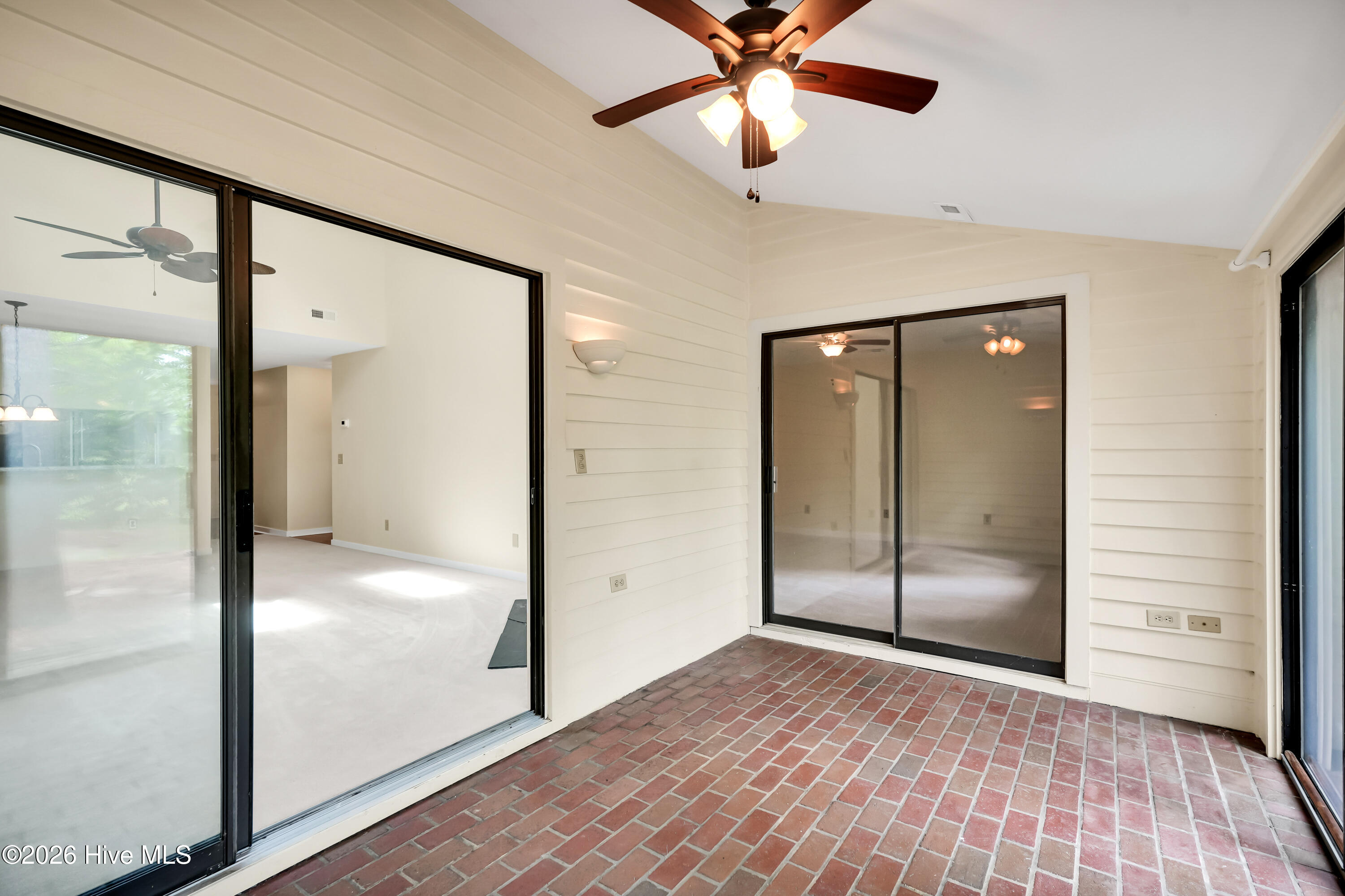 221 Inland Greens Circle Property Photo 17