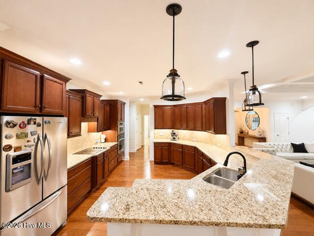 1004 Wind Lake Way Property Photo 8