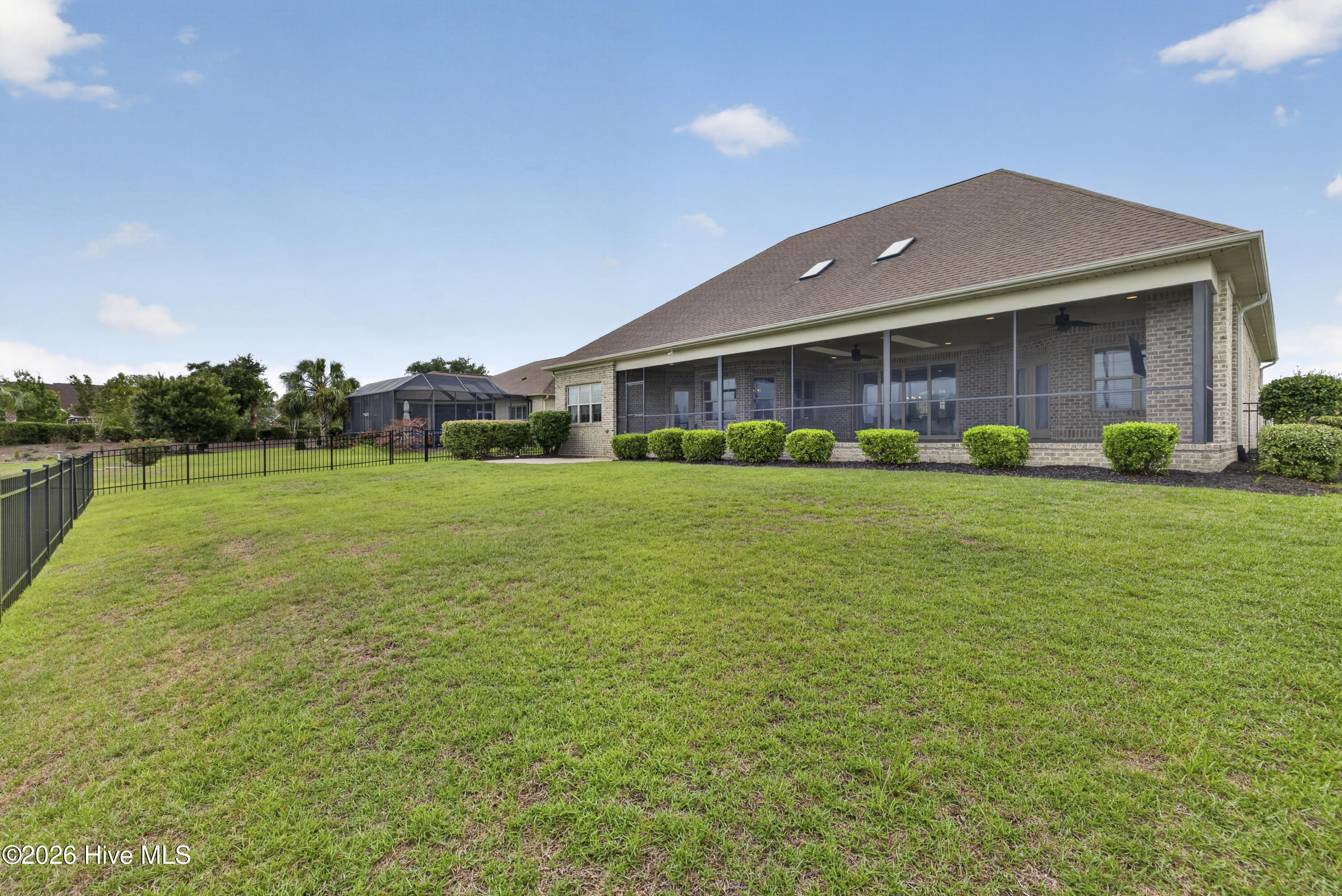 1004 Wind Lake Way Property Photo 25