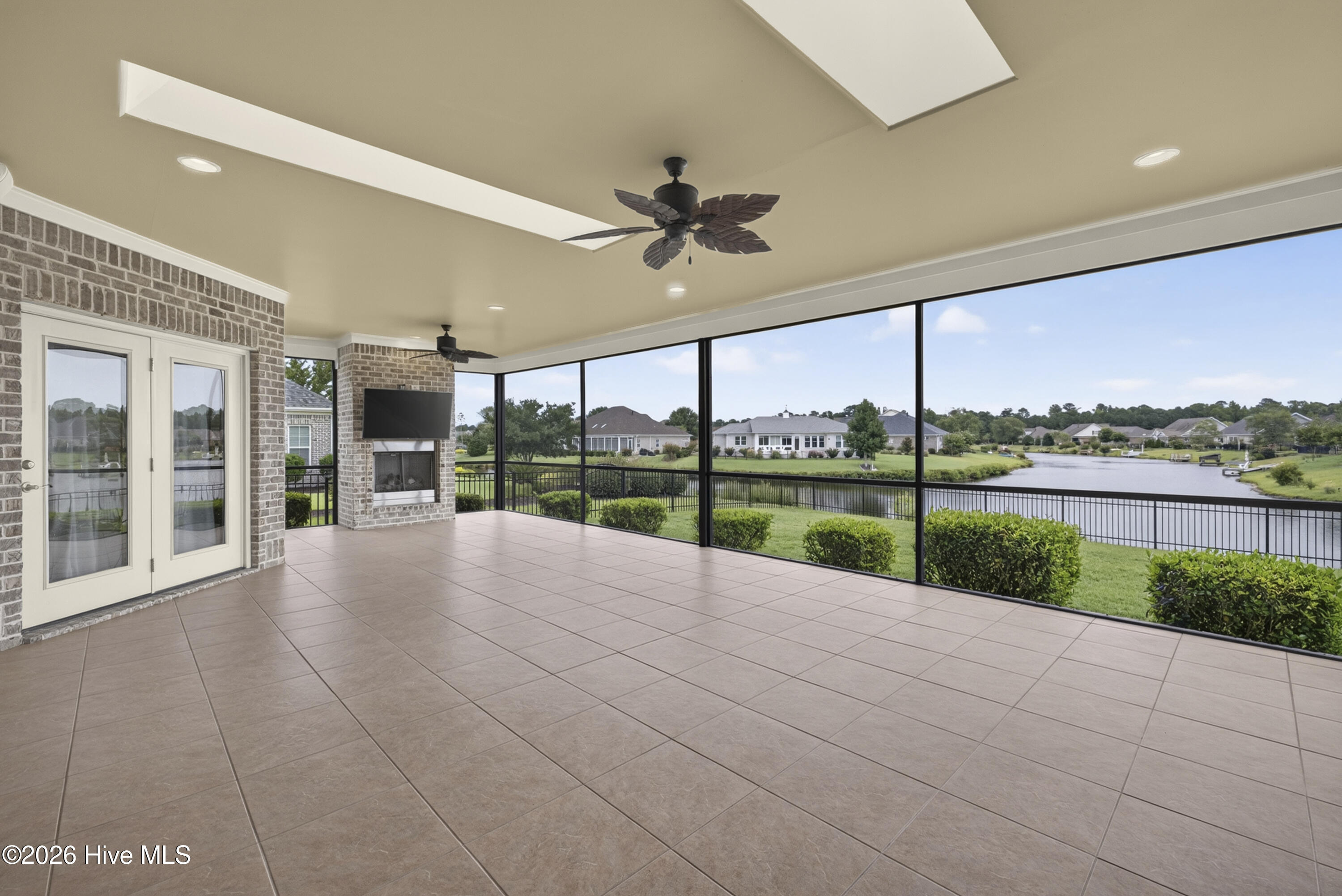1004 Wind Lake Way Property Photo 31
