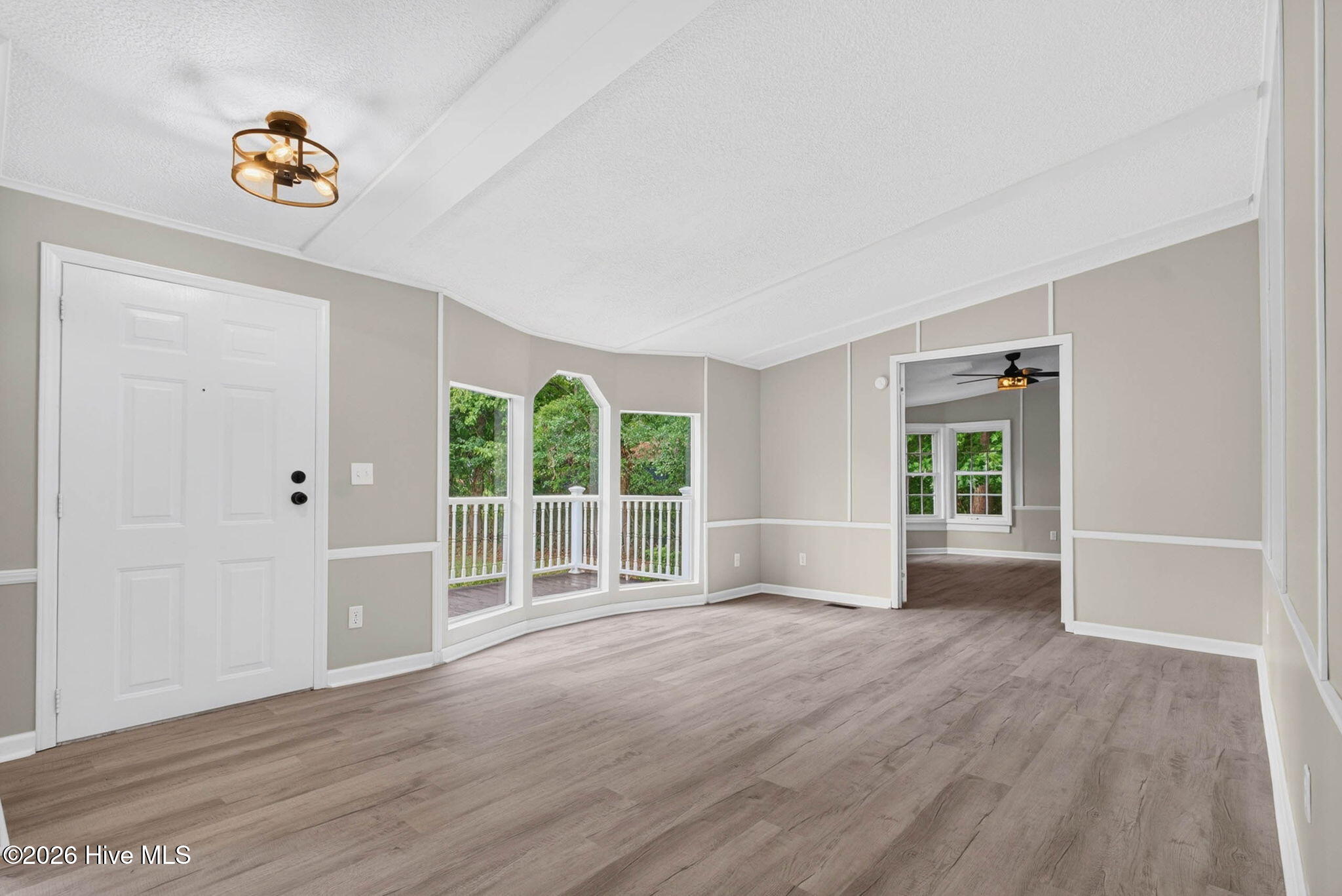 1209 Hickman Road Nw Property Photo 9