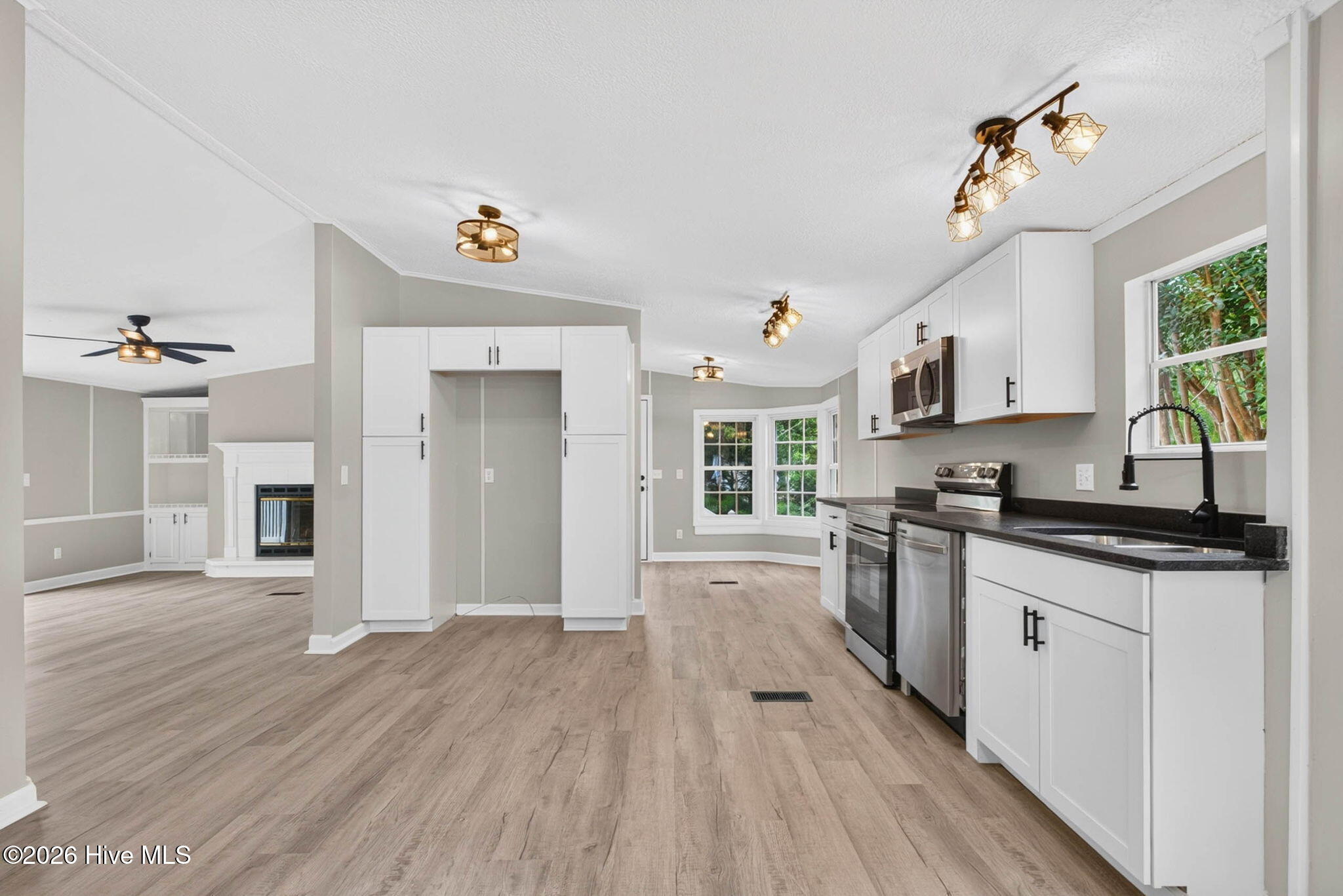 1209 Hickman Road Nw Property Photo 13