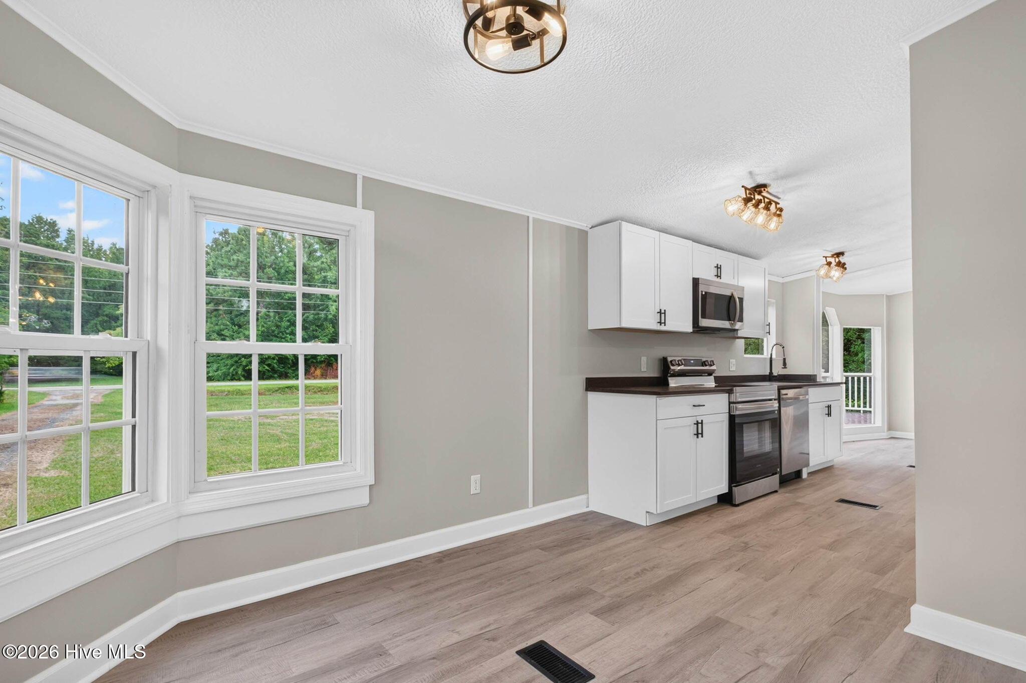 1209 Hickman Road Nw Property Photo 16