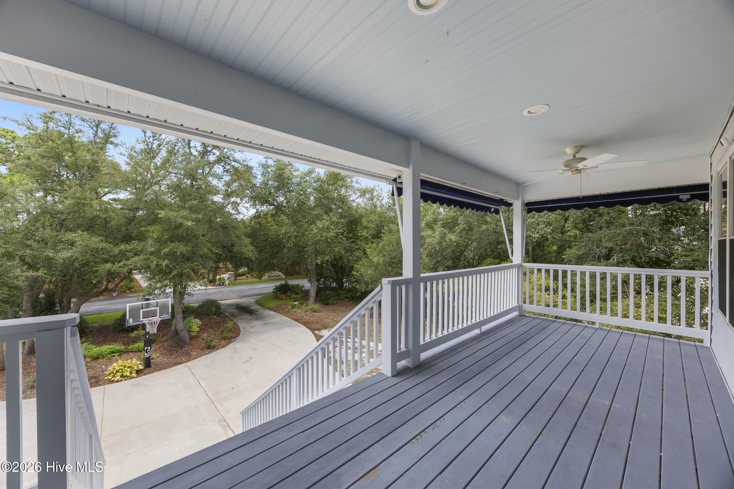 8915 Shipwatch Drive Property Photo 11