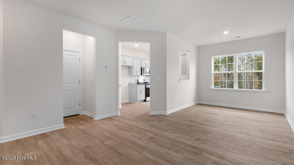 128 Starlight Street Property Photo 10