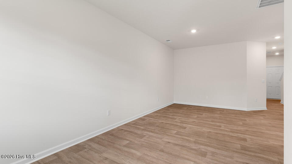 128 Starlight Street Property Photo 11