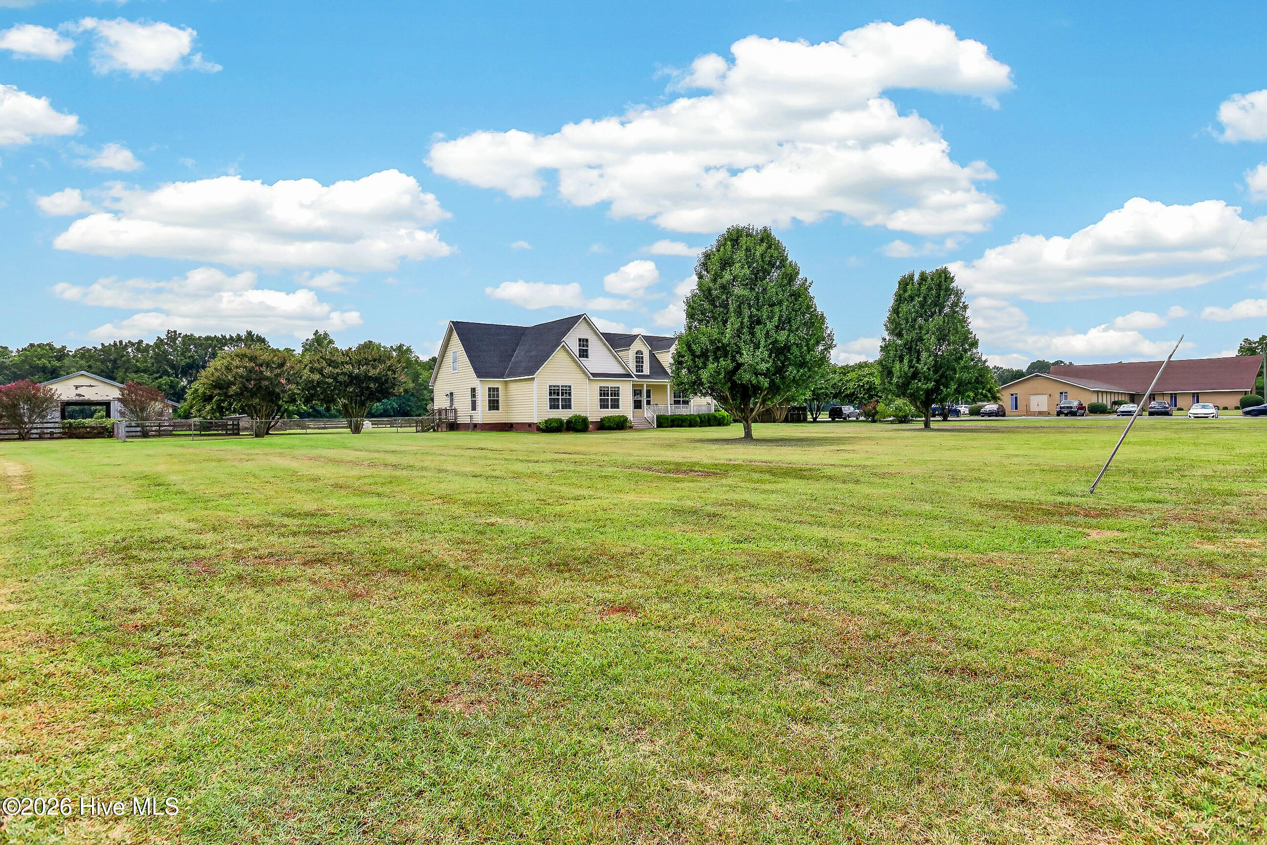 2361 Willard Road Property Photo 3