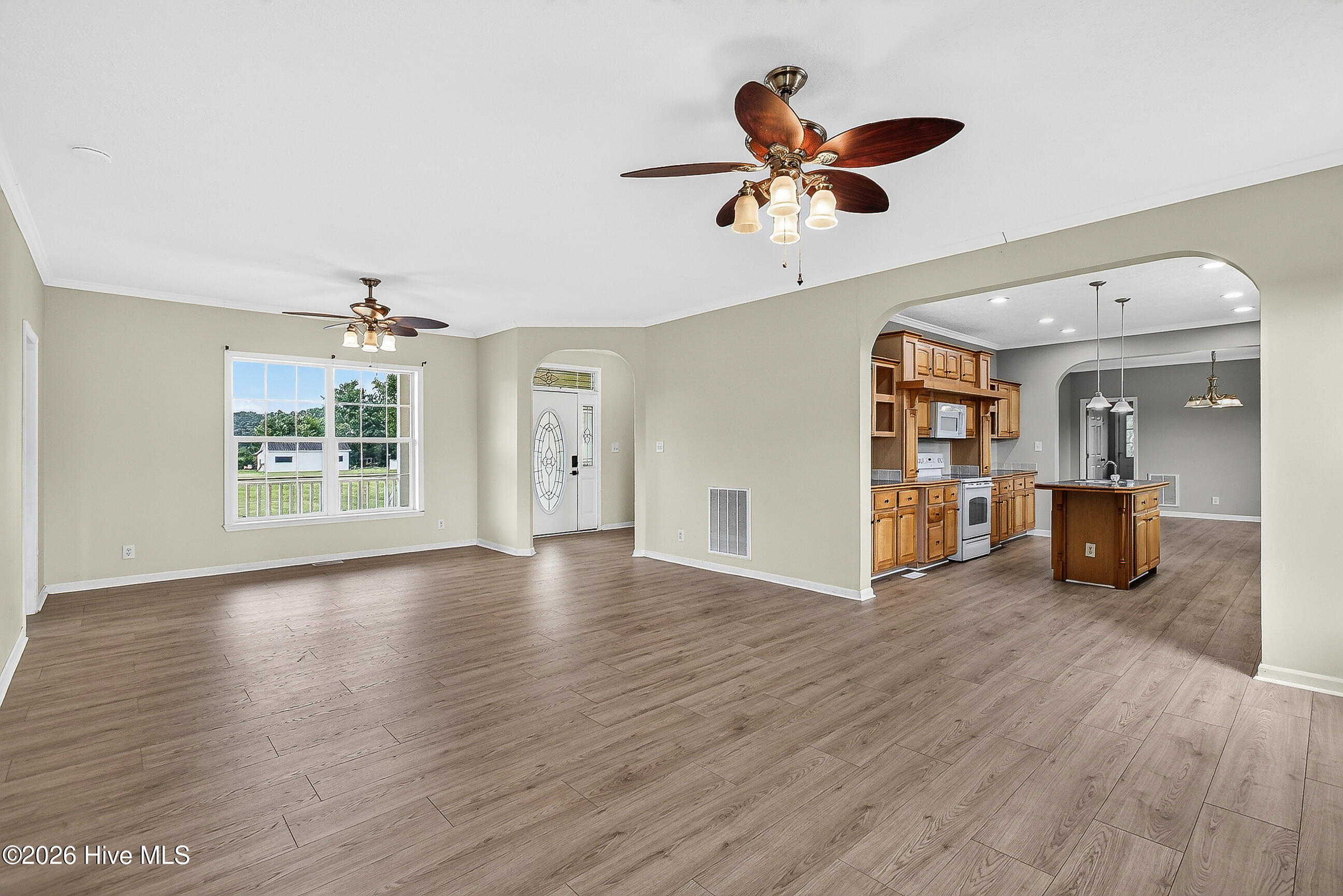 2361 Willard Road Property Photo 11
