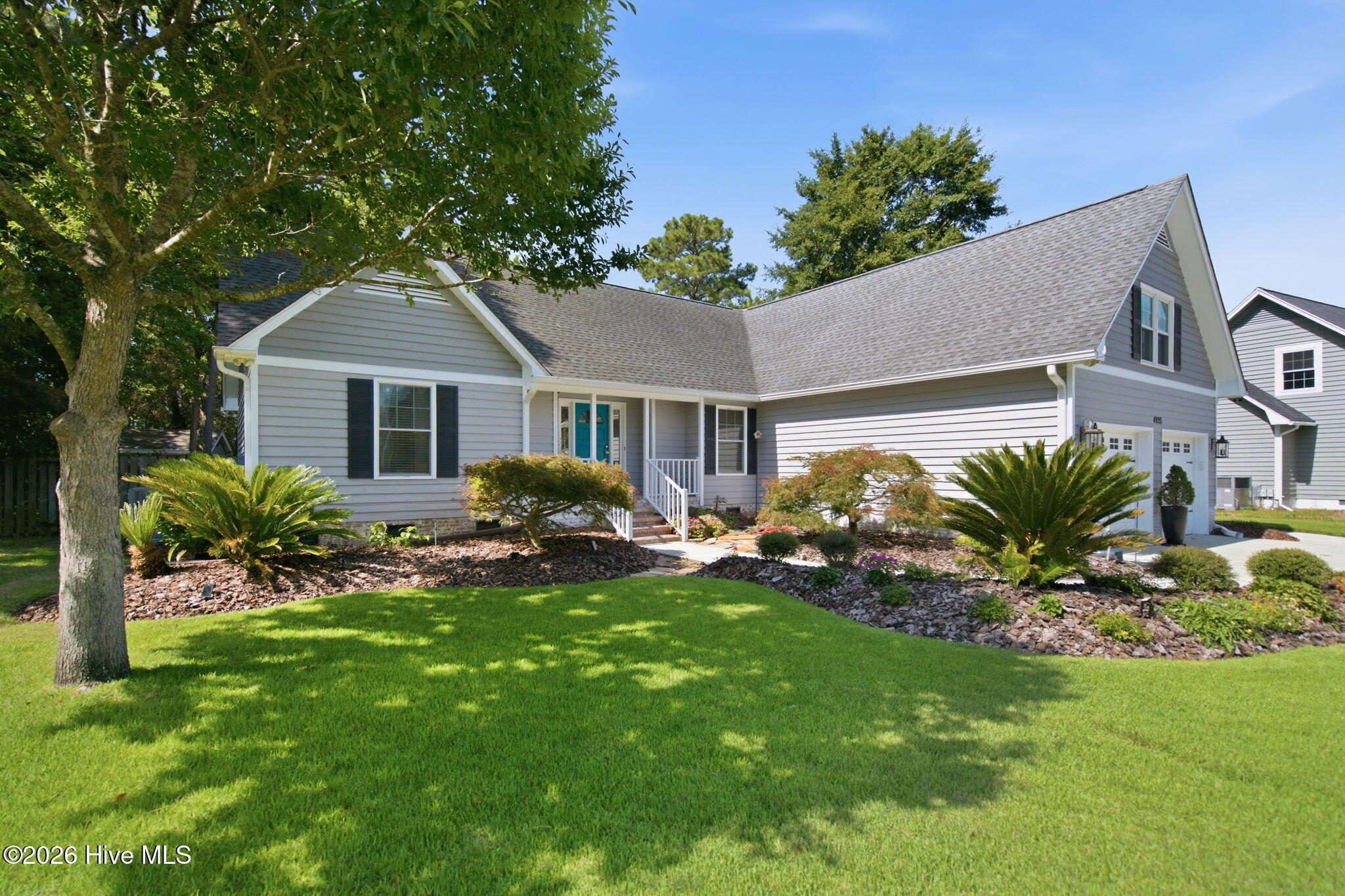 4920 Northeaster Drive Property Photo 4