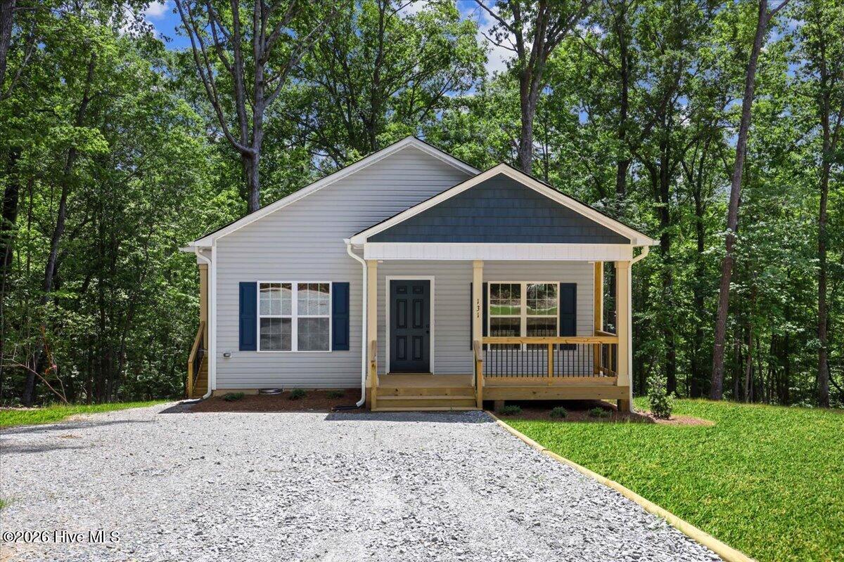 131 Dauphine Street Property Photo 2