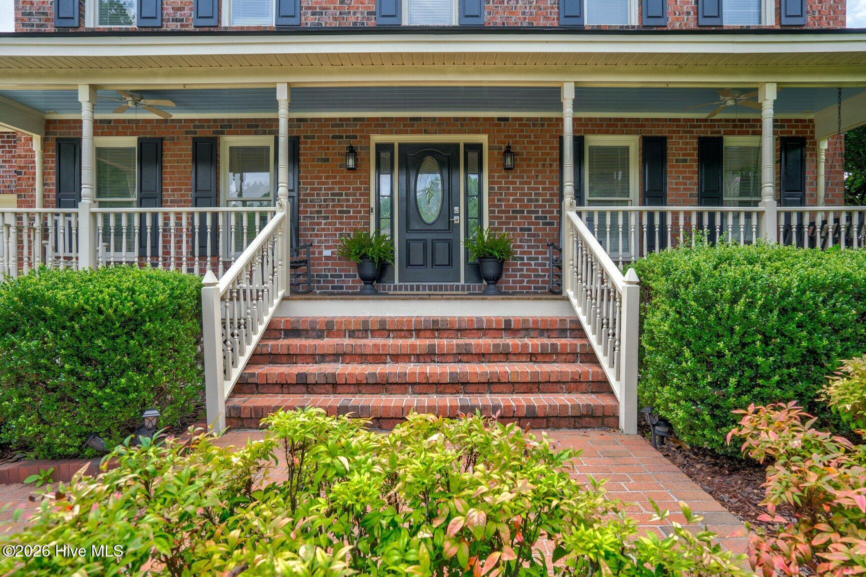 613 Chimney Hill Way Property Photo 3