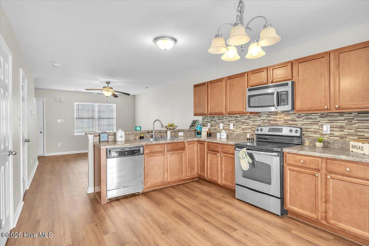 8007 Banister Loop Property Photo 15