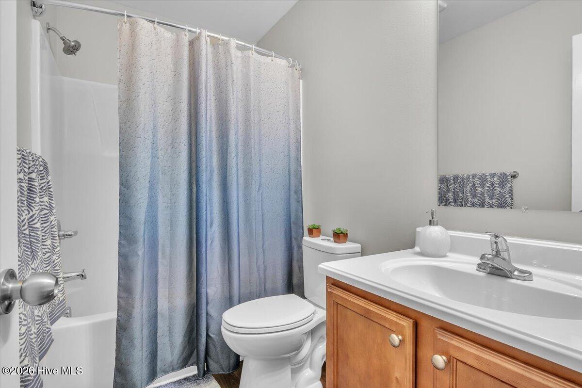 8007 Banister Loop Property Photo 24