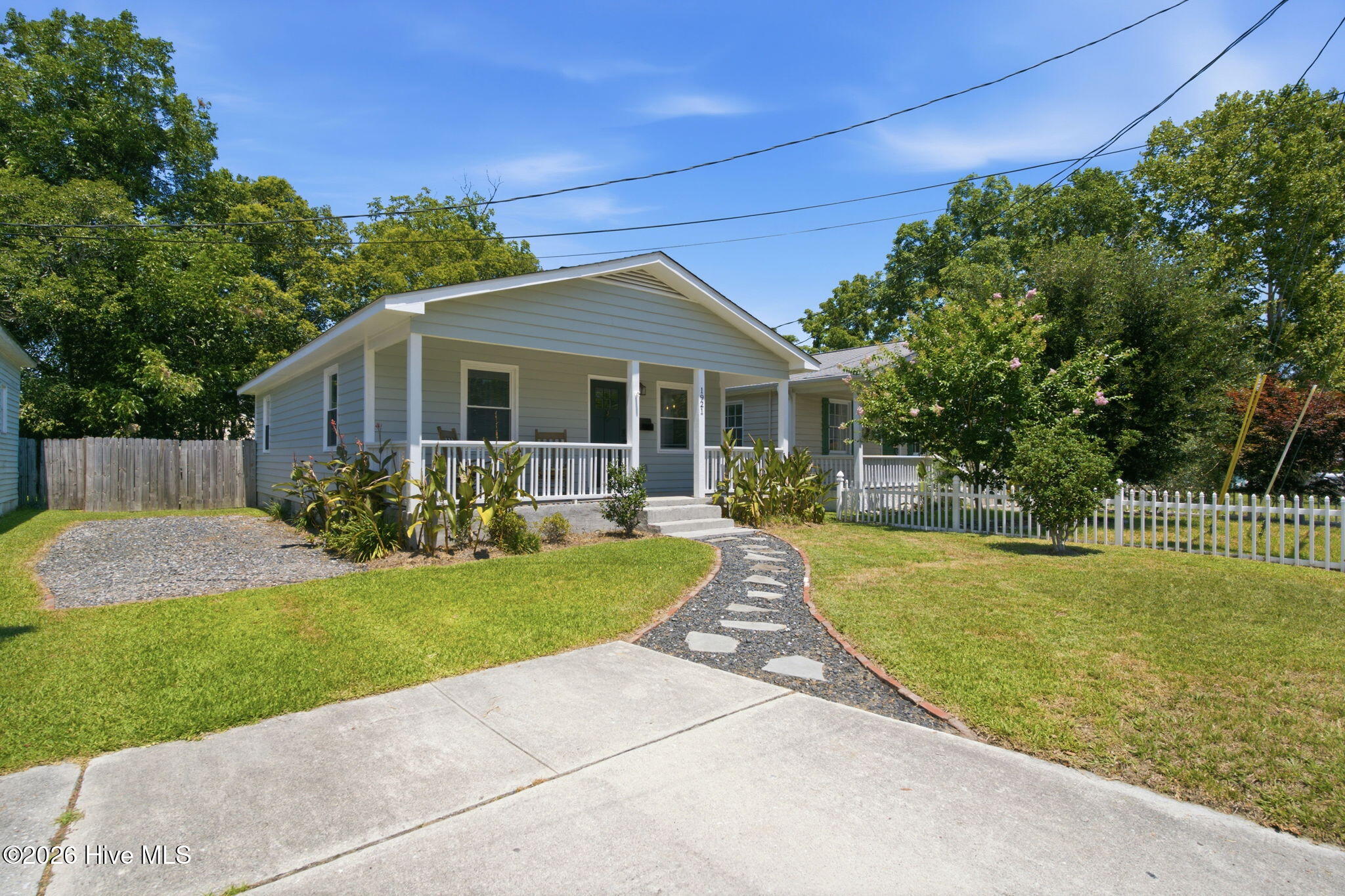 1921 Hudson Drive Property Photo 1