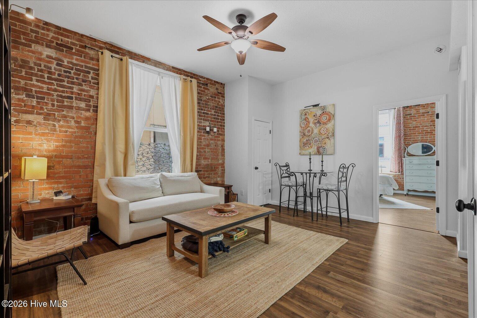304 N Front Street Apt G Property Photo 10