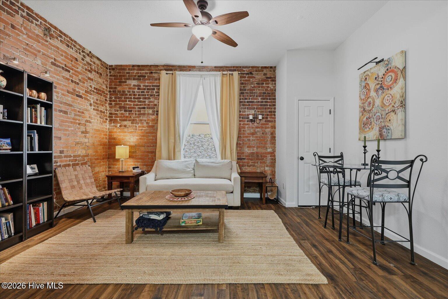 304 N Front Street Apt G Property Photo 11