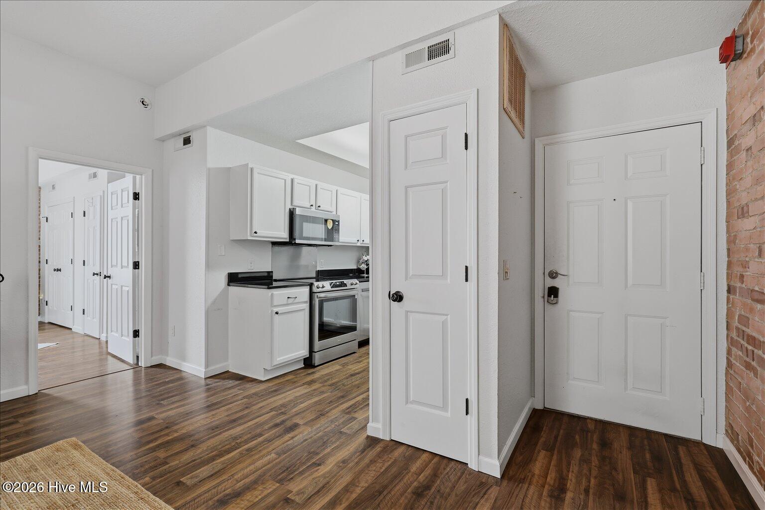 304 N Front Street Apt G Property Photo 16