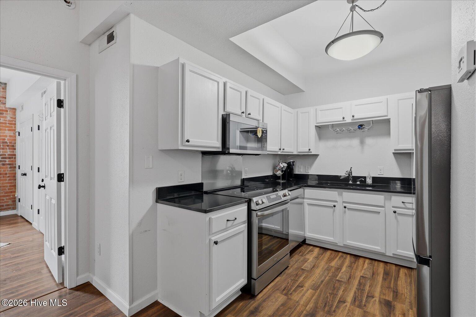 304 N Front Street Apt G Property Photo 17