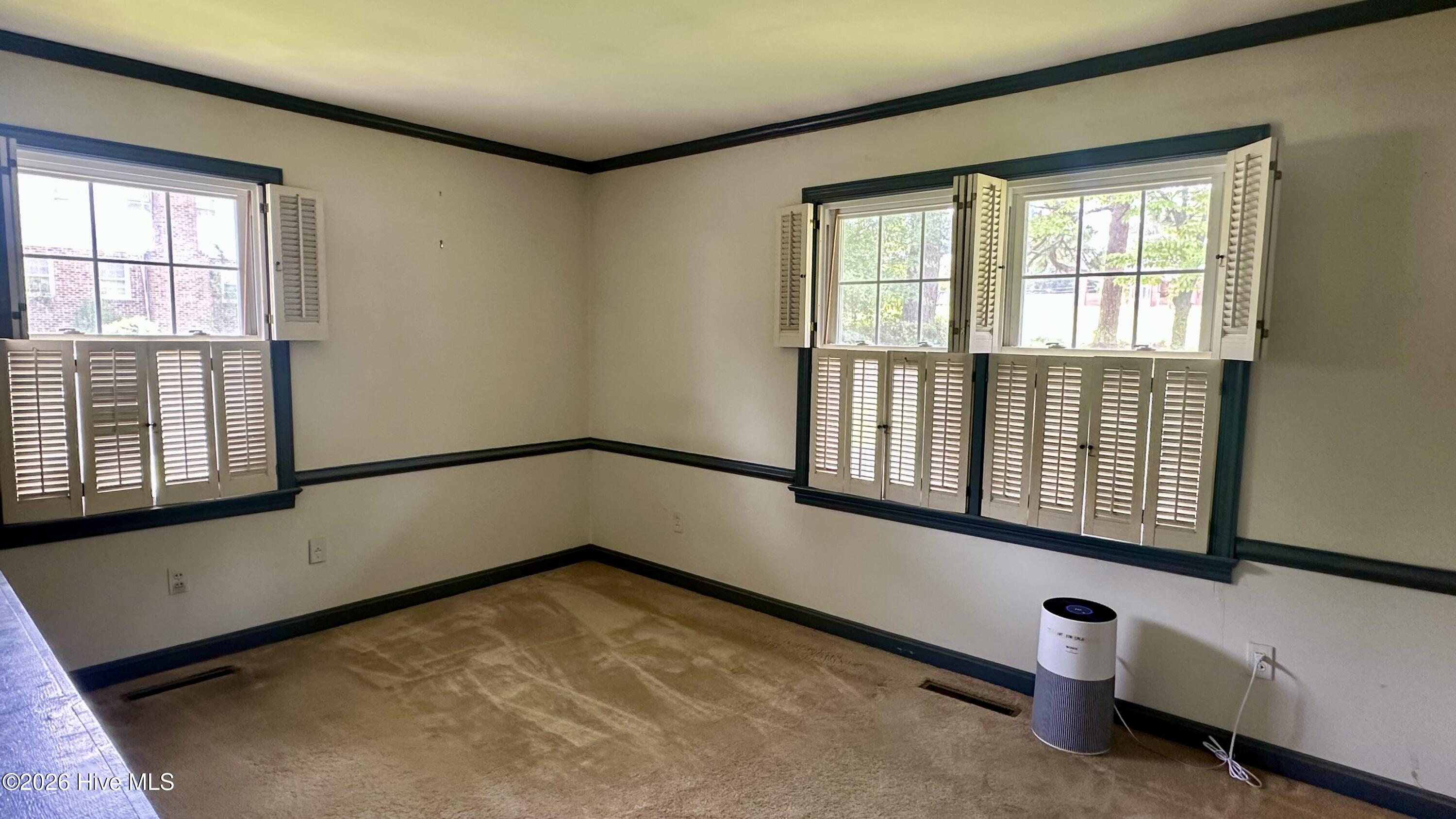 101 E Vance Street Property Photo 35