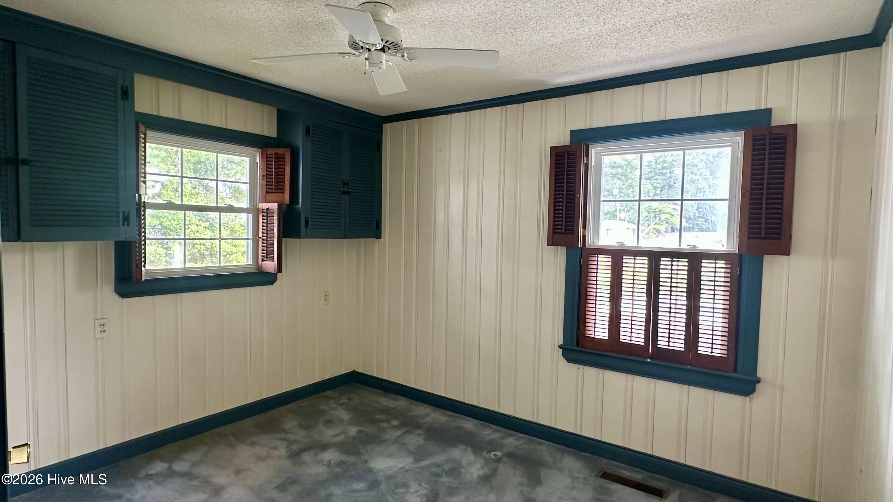 101 E Vance Street Property Photo 38