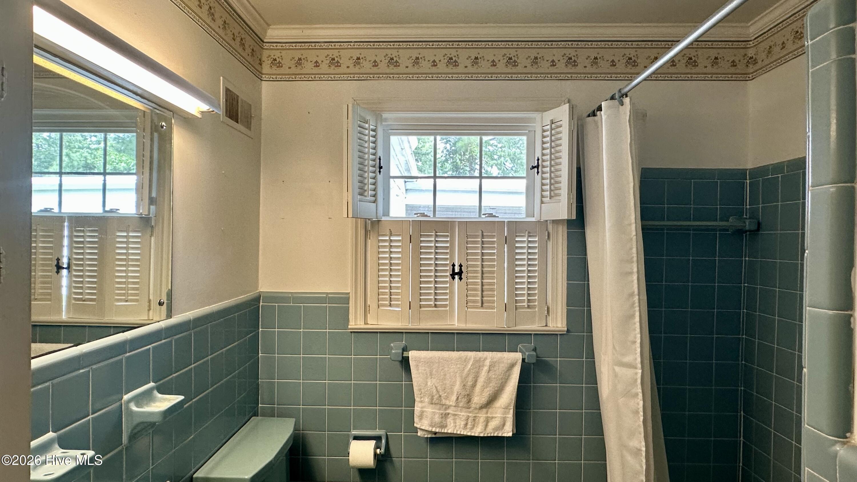 101 E Vance Street Property Photo 43