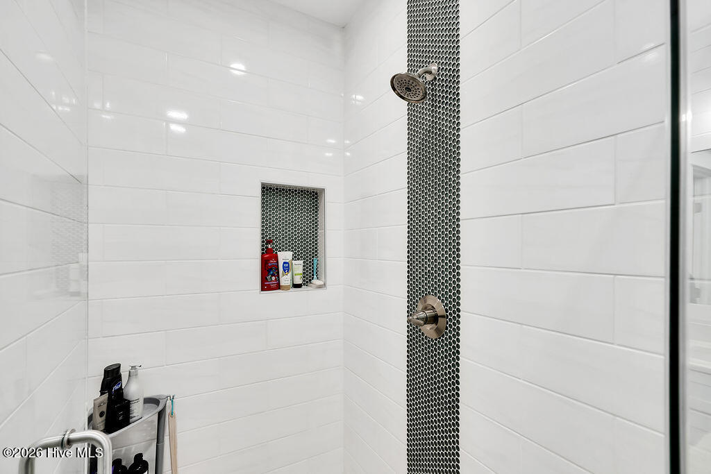 458 Raven Glen Drive Property Photo 22