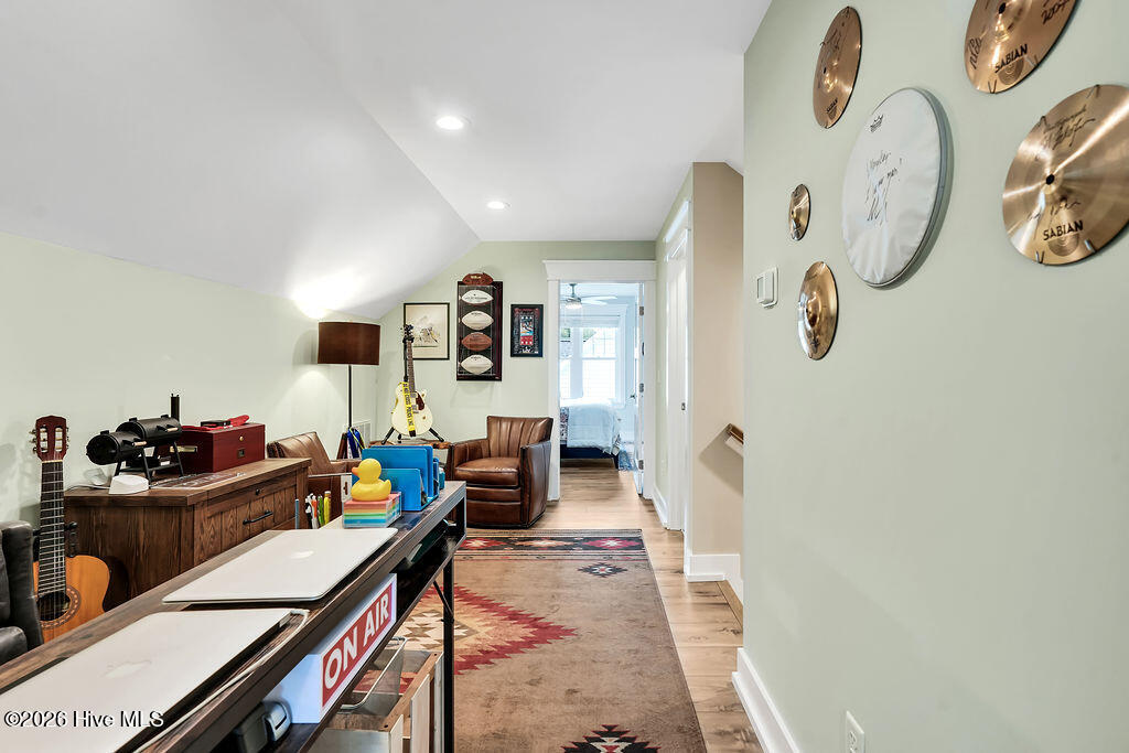 458 Raven Glen Drive Property Photo 26